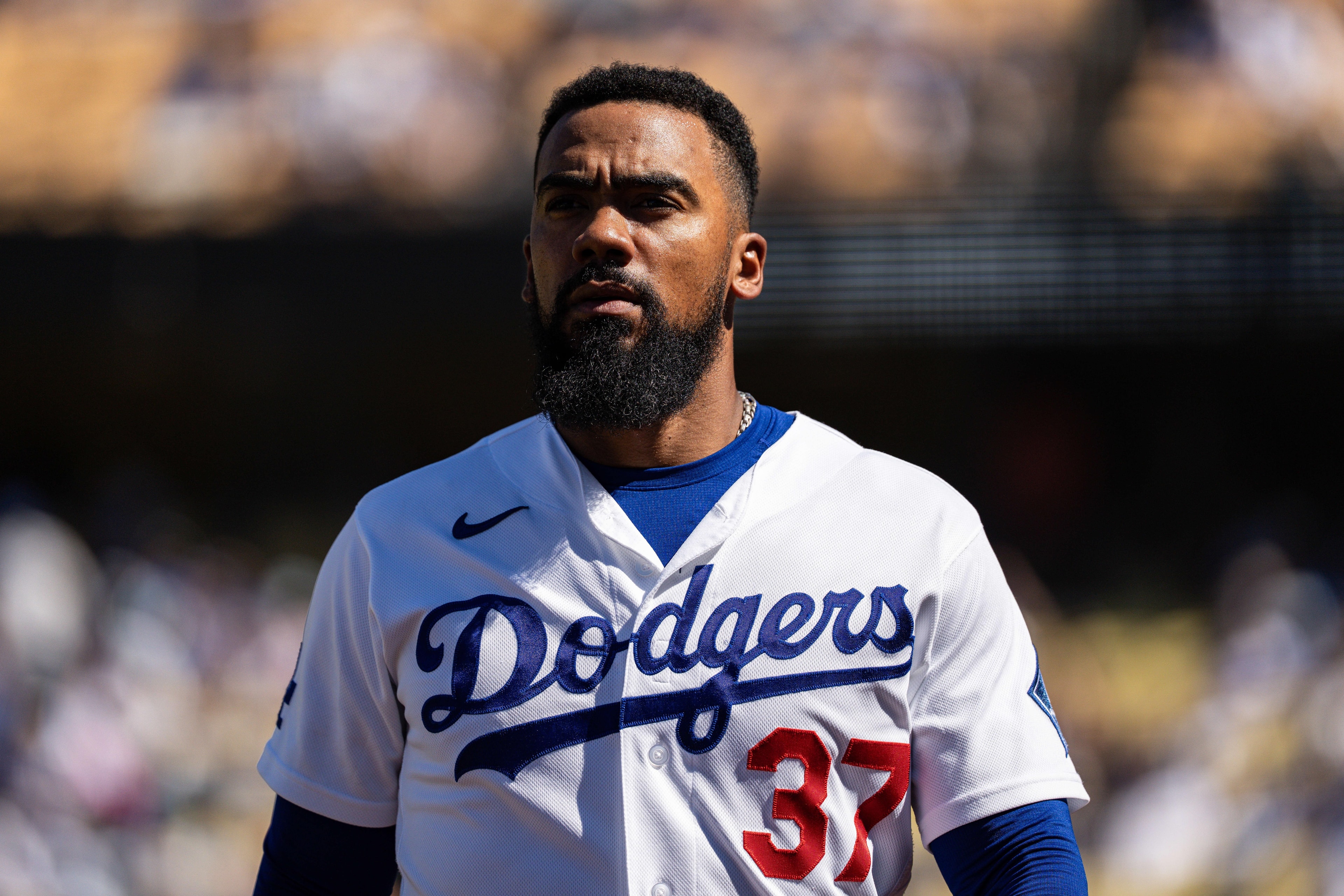 Dodgers close August with a win in Detroit, but the month’s offensive slump left questions