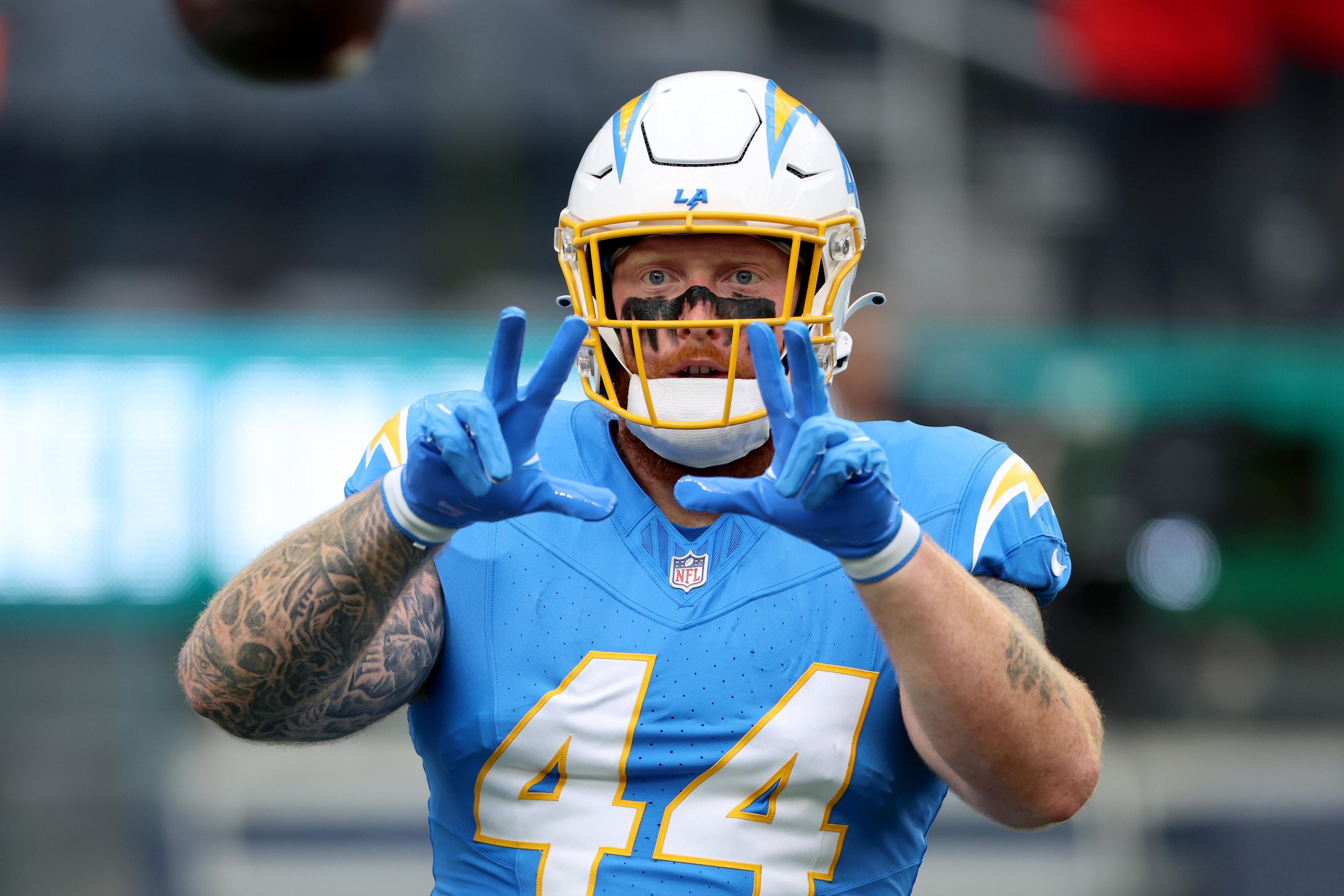 PFF grades spotlight Scott Matlock’s return and Del’Shawn Phillips’ standout as Chargers defense again leads