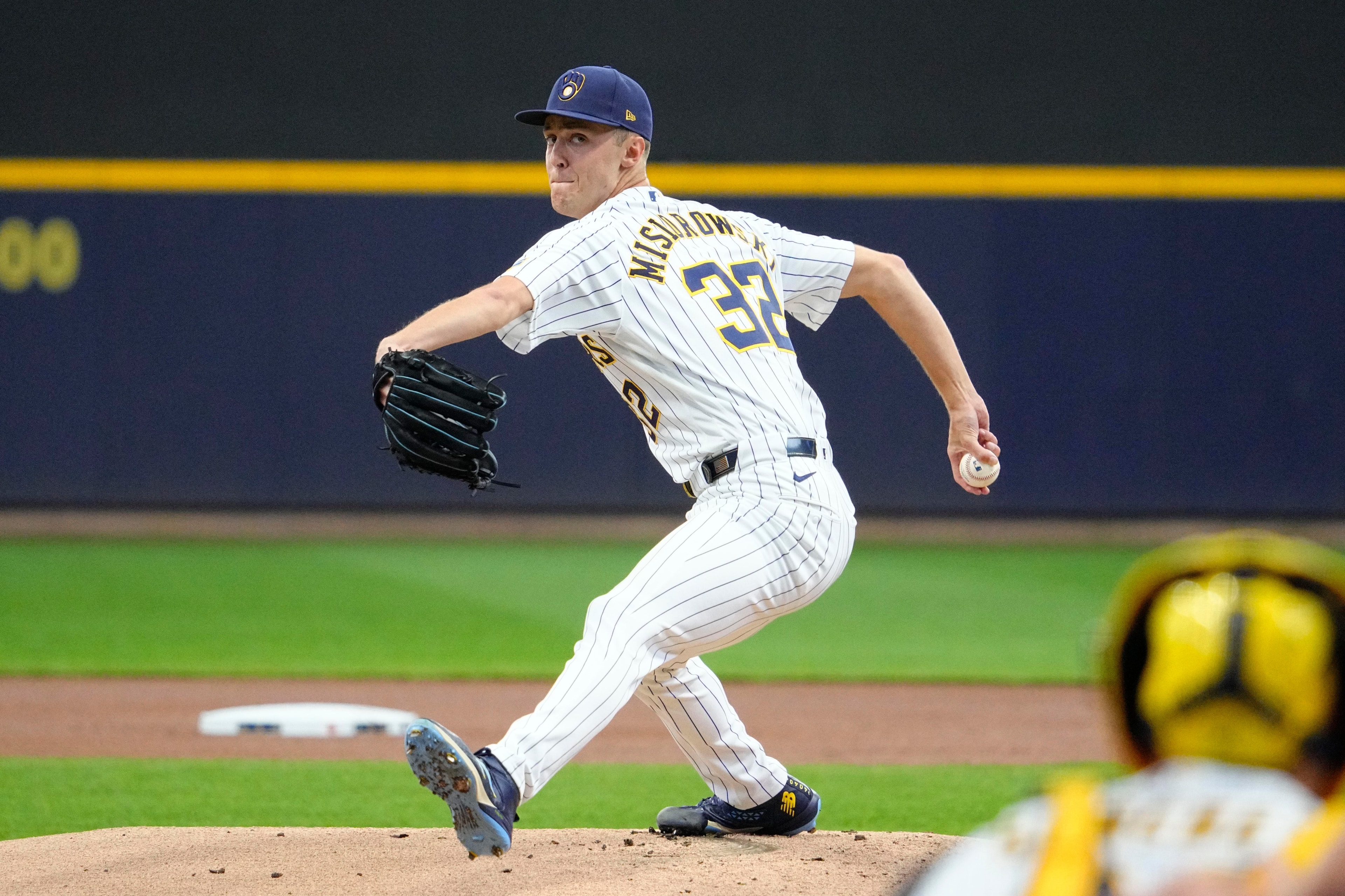 Brewers and Dodgers meet on national TV with both lineups grinding out runs