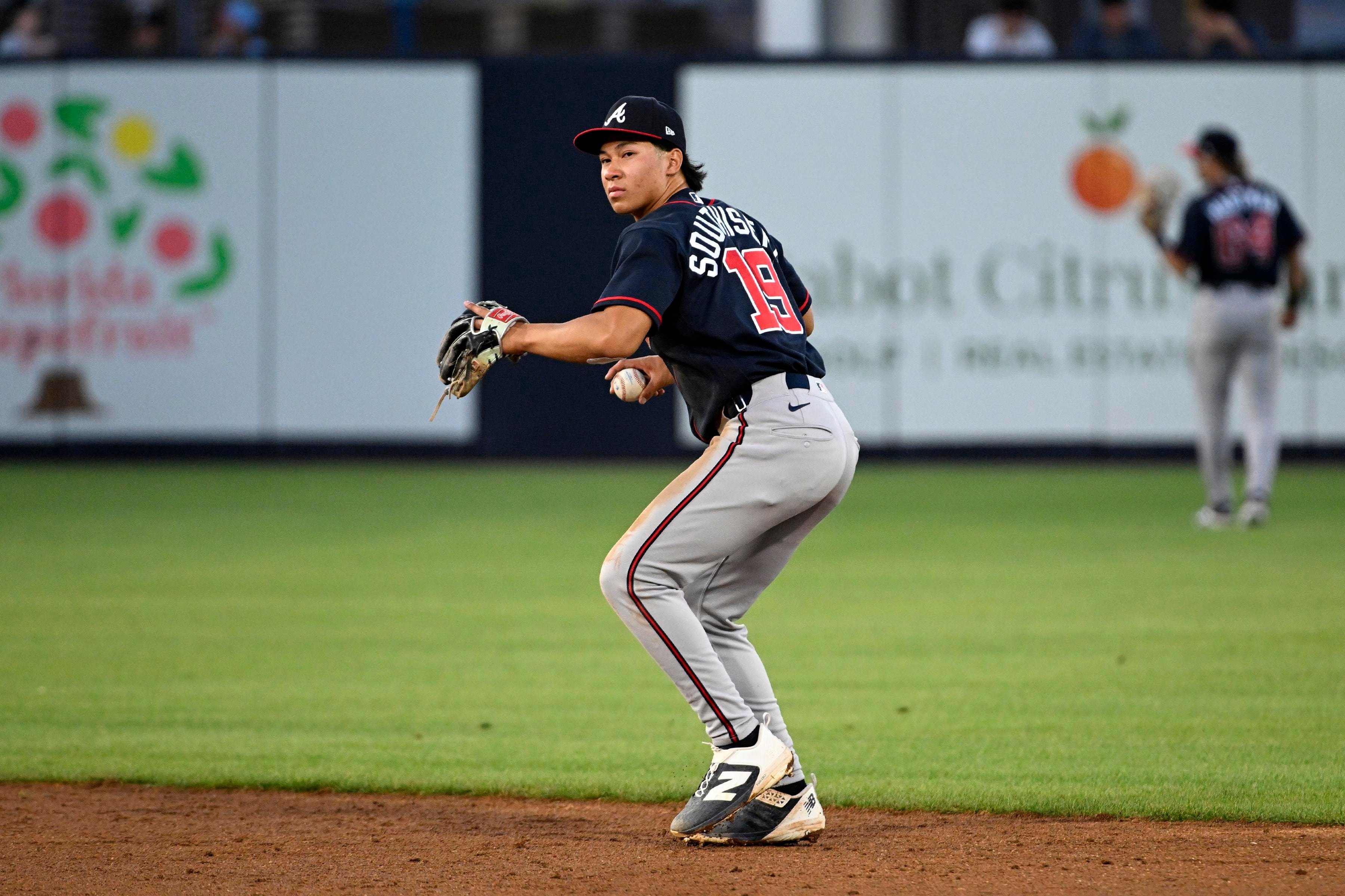 Tate Southisene returns for the Braves’ Desert Dogs after hand-wrist stint, but Saguaros rally in 1-6 loss