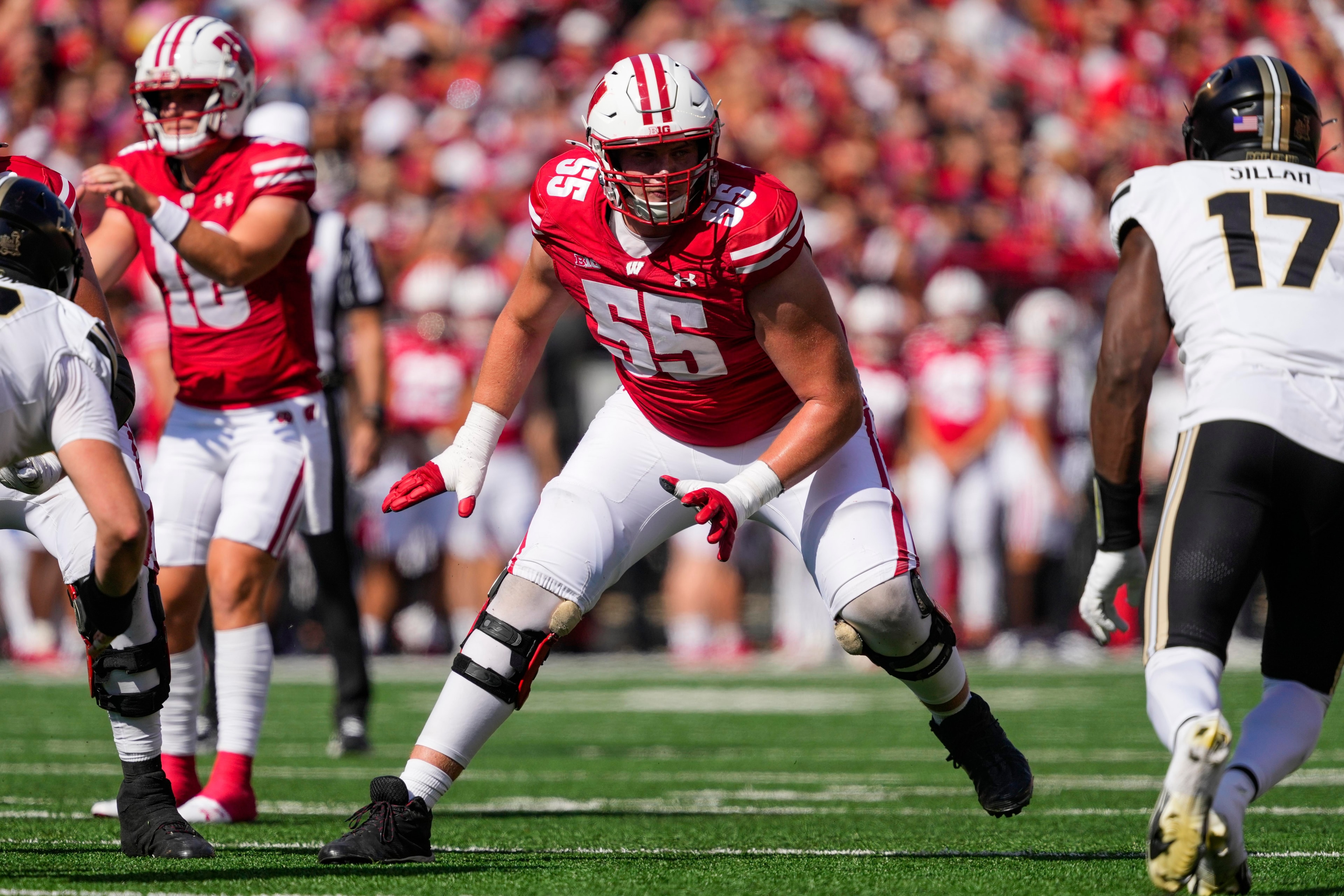 Luke Fickell update puts Wisconsin’s Week 1 at Lambeau Field on two “still waiting” starter situations