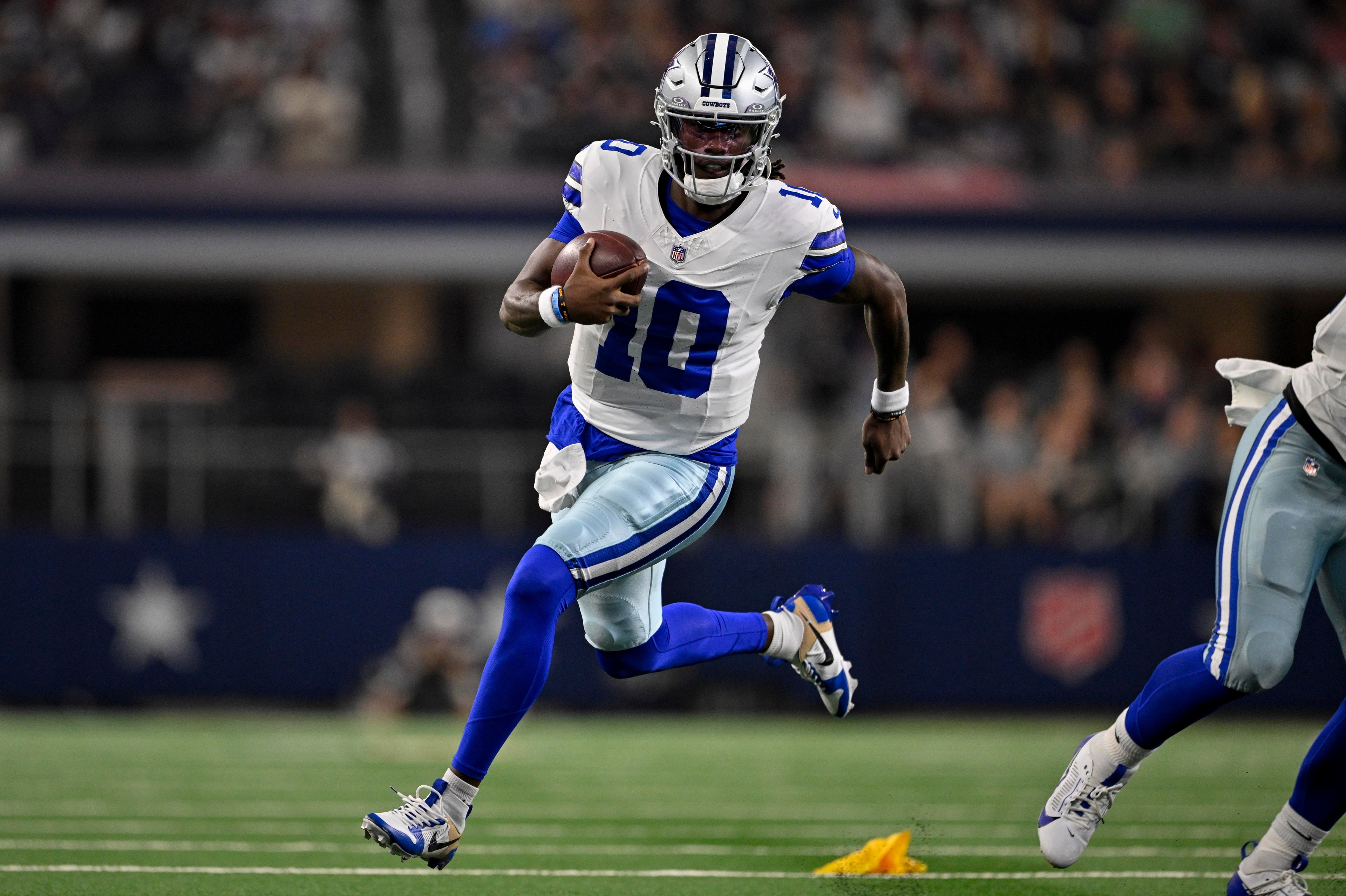 Browns’ reported interest in QB Joe Milton adds uncertainty to Shedeur Sanders’ future in Cleveland