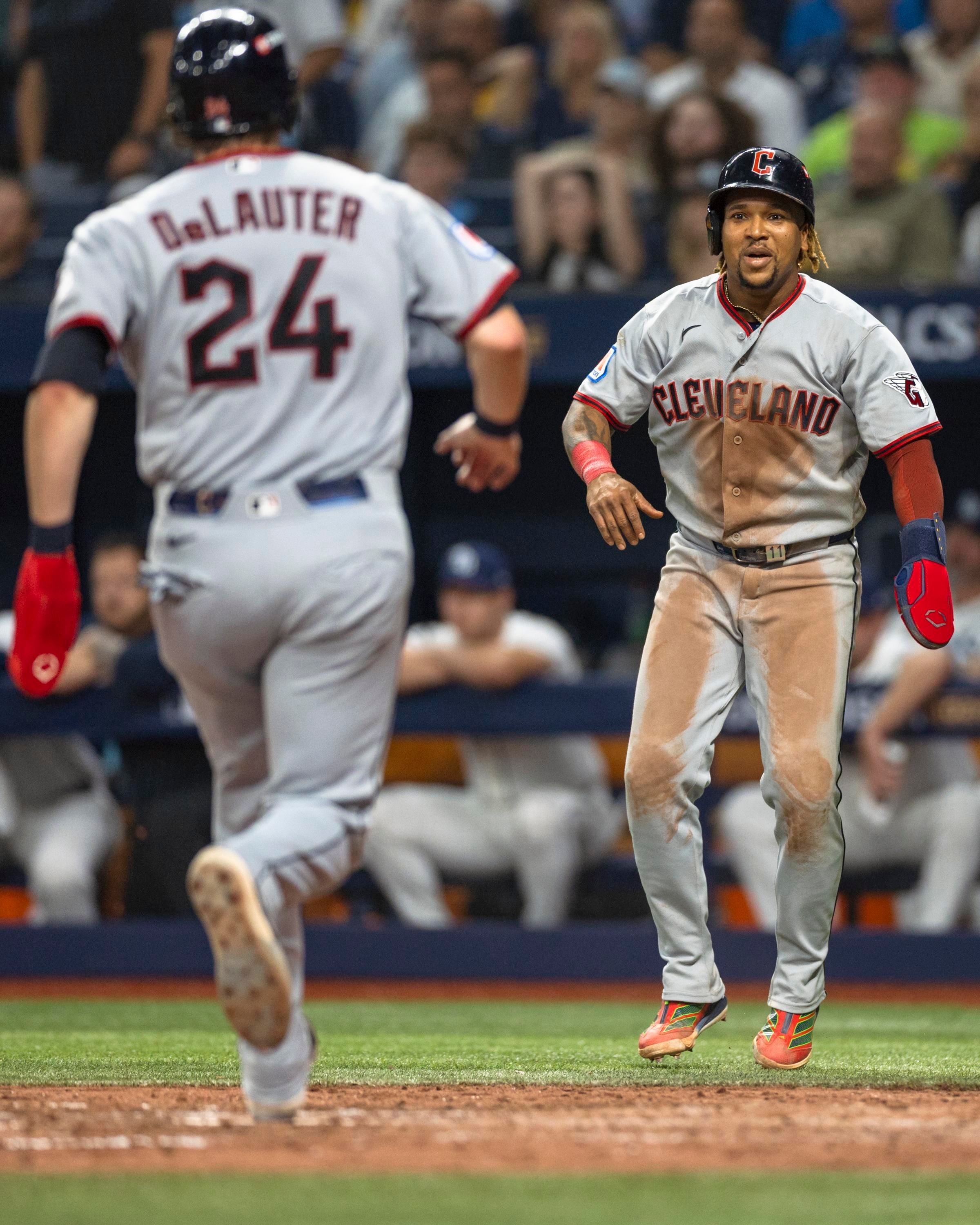 Brewers take a 2-0 lead, Guardians jump ahead as League Championship Series swings early