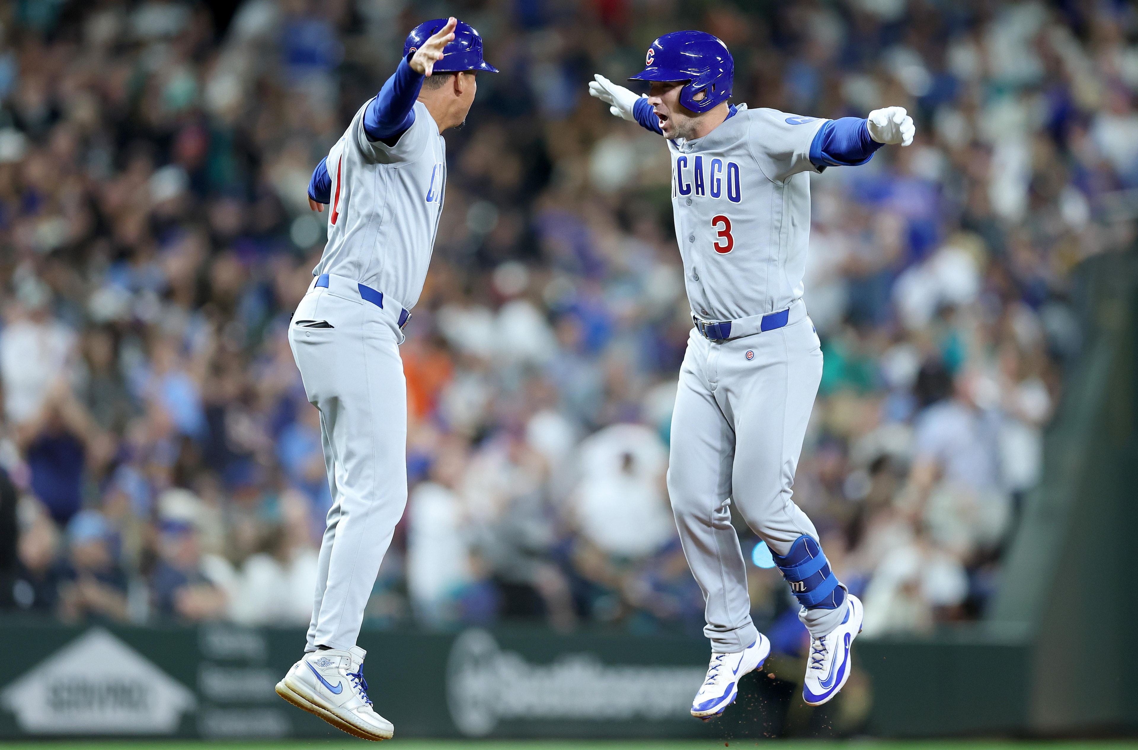 Bregman’s ninth-inning tying homer comes up short as Cubs fall 6-5 in extras at Seattle