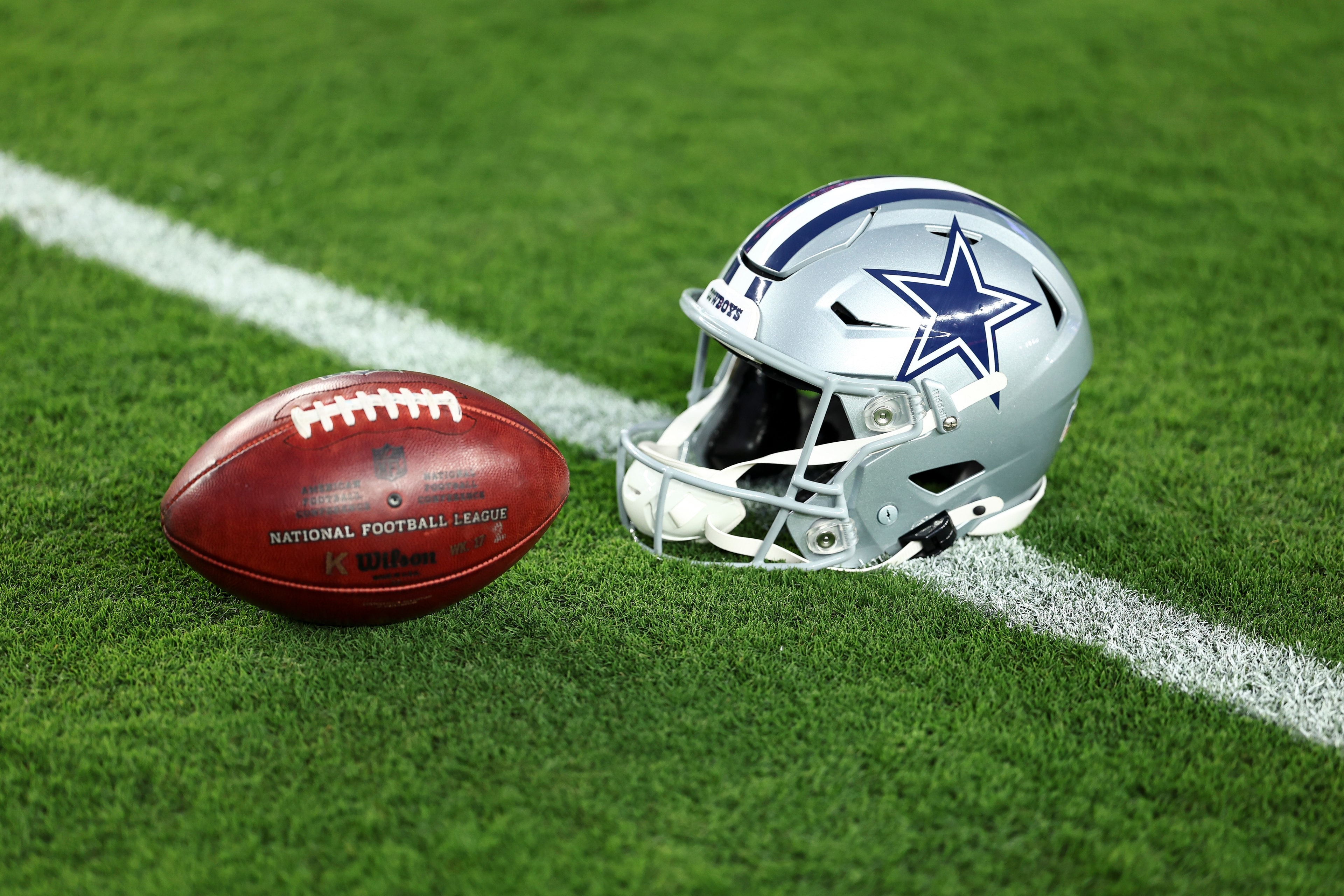 Cowboys insiders put out first unofficial depth chart projection for the 2026 season