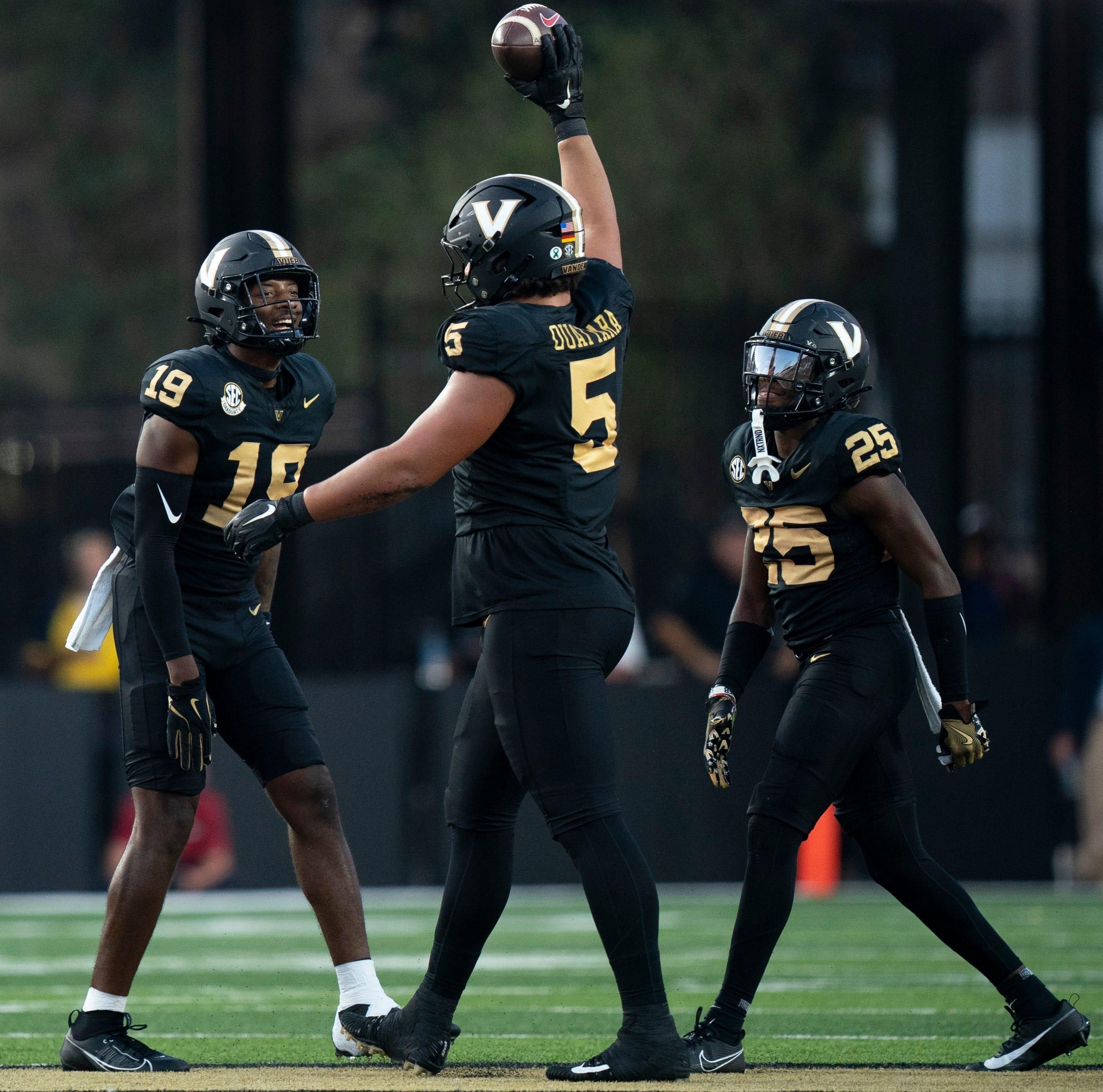 Vanderbilt’s 2026 Defensive Line Plan Under Clark Lea Emphasizes Package Flexibility