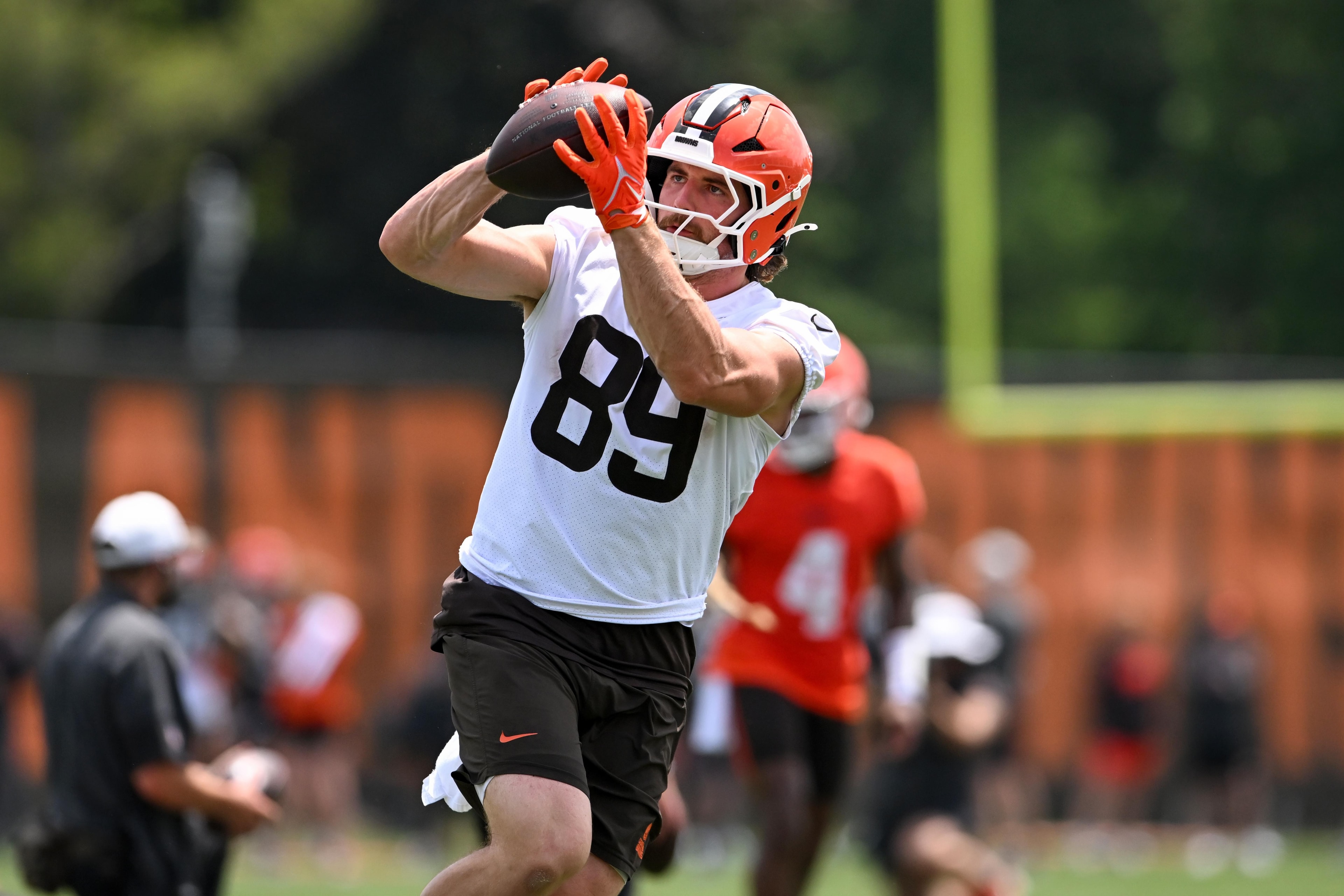 NFL teams reach 53-man deadline, former Eagles players remain in practice-squad churn