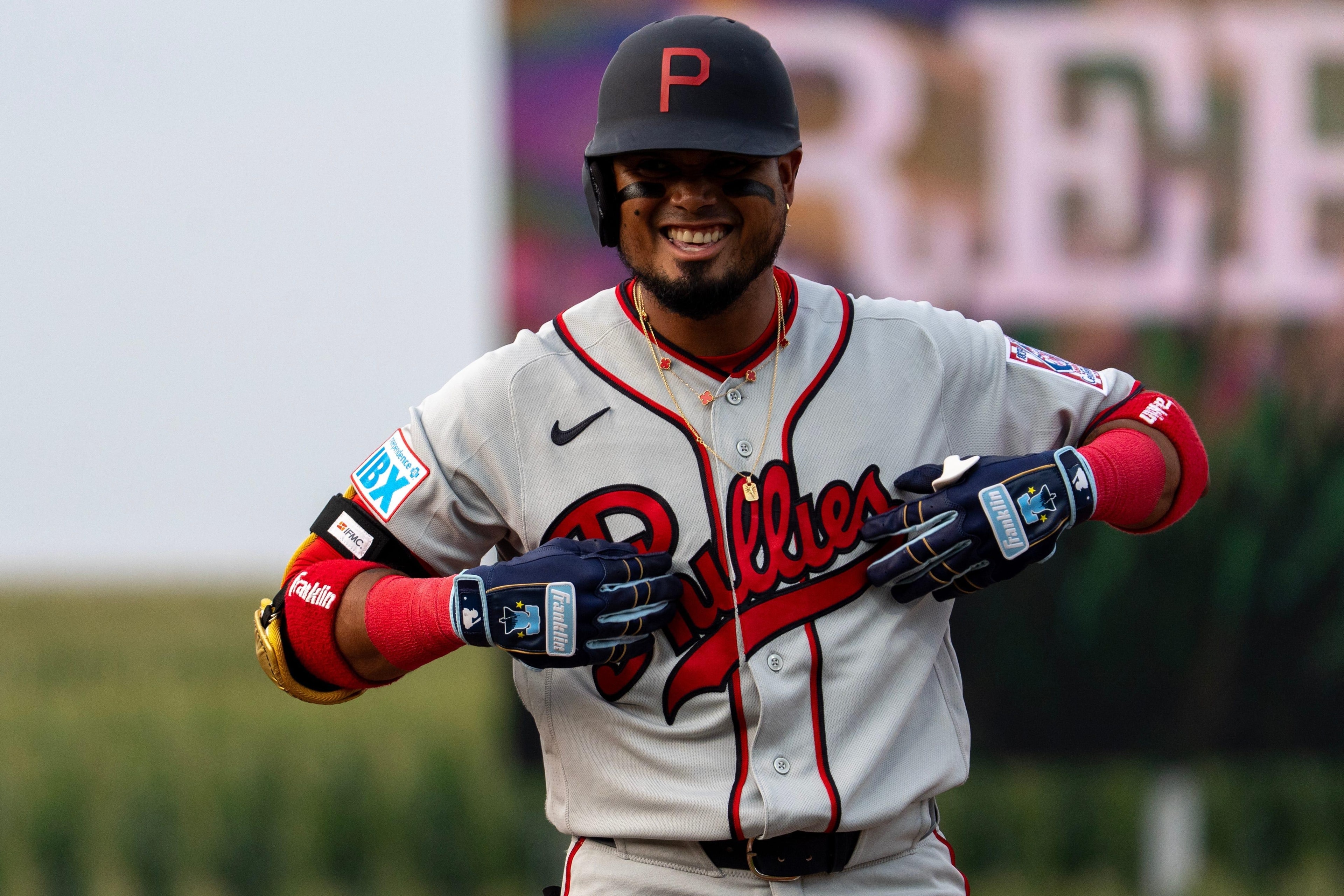Should the Phillies bring Luis Arraez back? The case for a careful re-sign decision