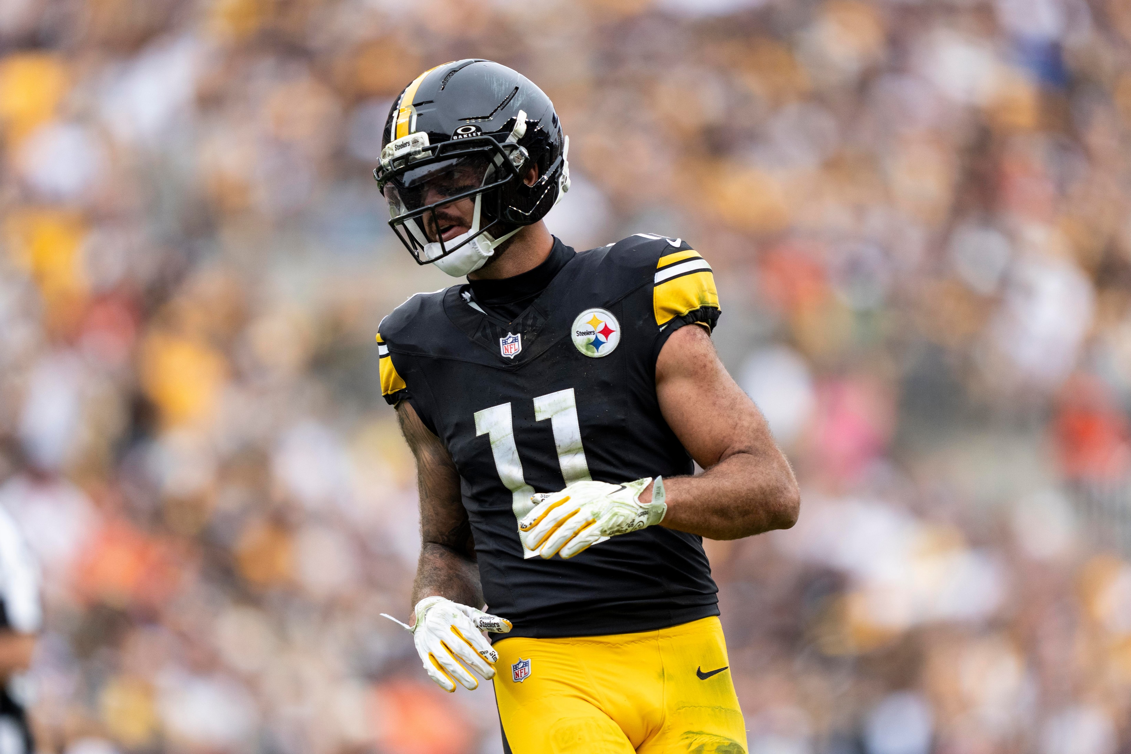 Steelers place WR Michael Pittman Jr. on injured reserve, sidelining him at least four weeks