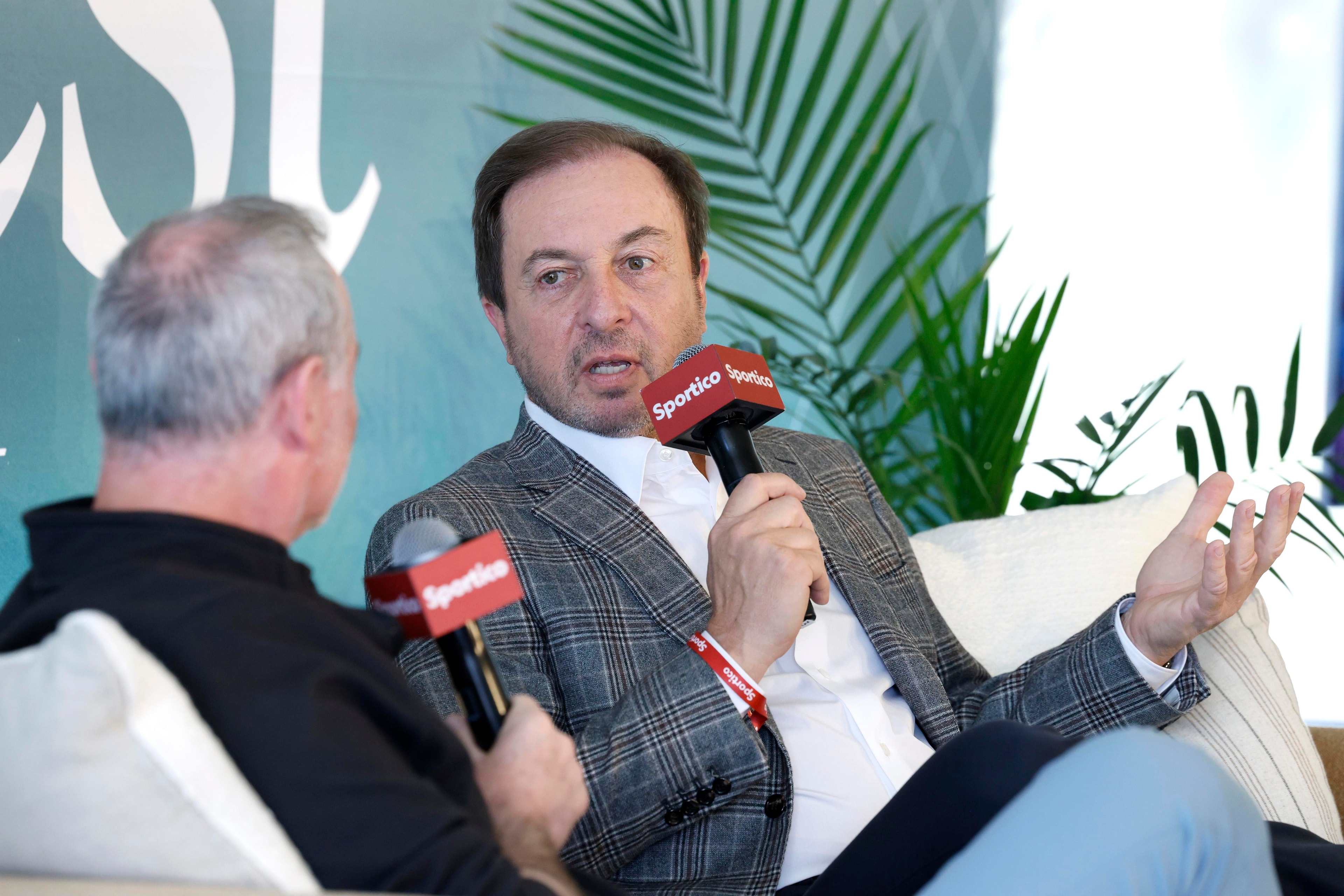 Joe Lacob’s Warriors stake has reportedly multiplied 32 times, raising the question of what the price to sell would be