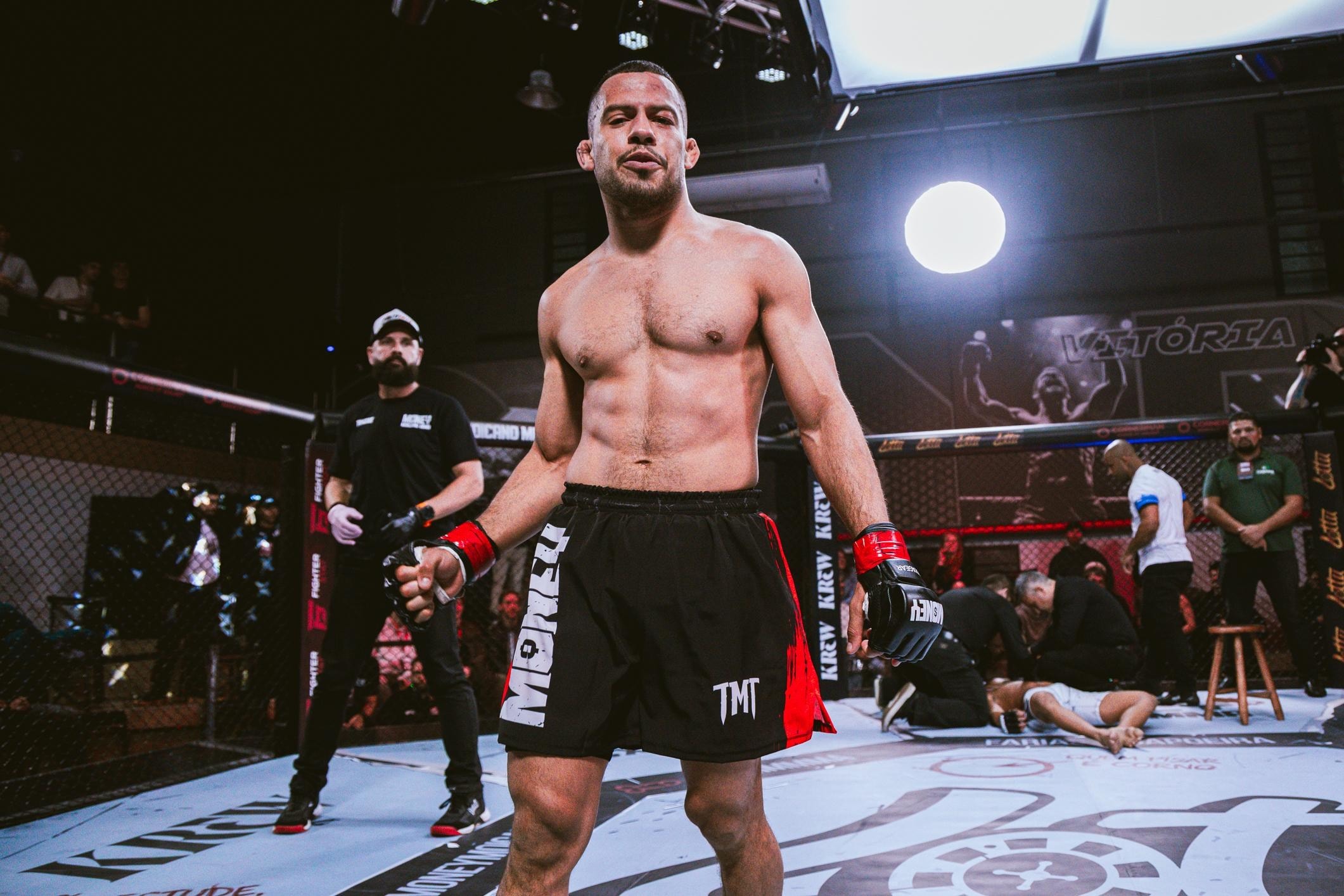 Hector Santiago makes UFC Shanghai debut, aiming to recapture a past bond with Alex Pereira