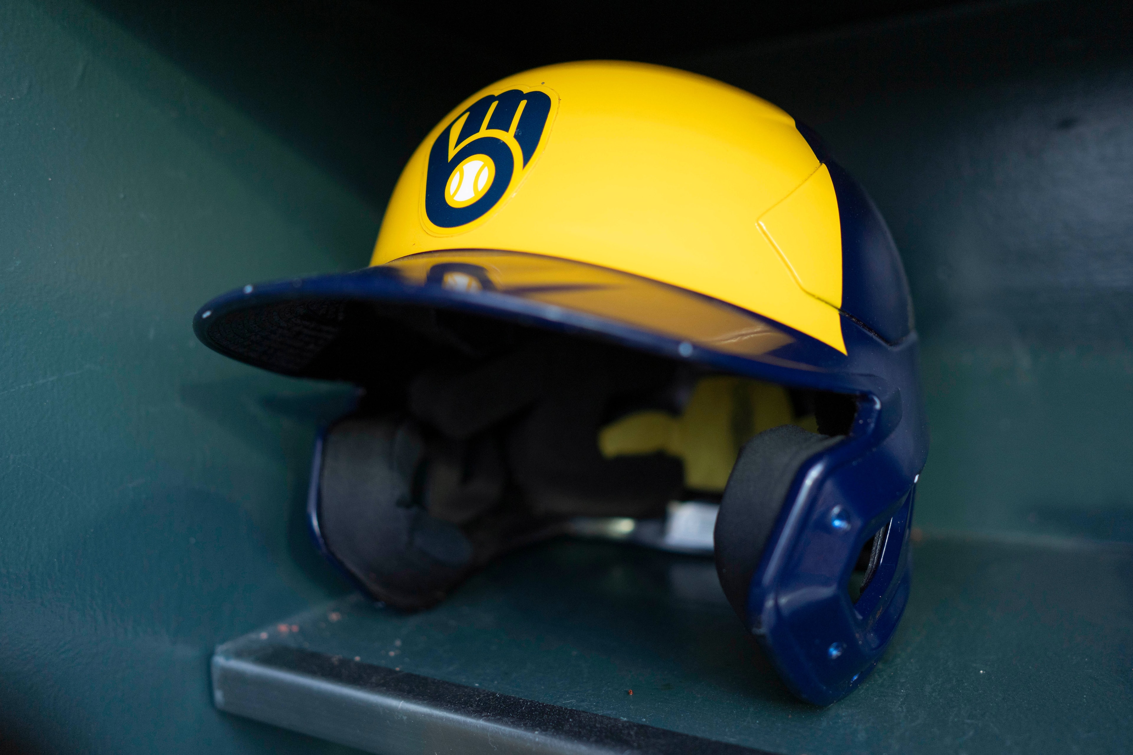 Brewers host the conversation as the NL Central tightens up behind them