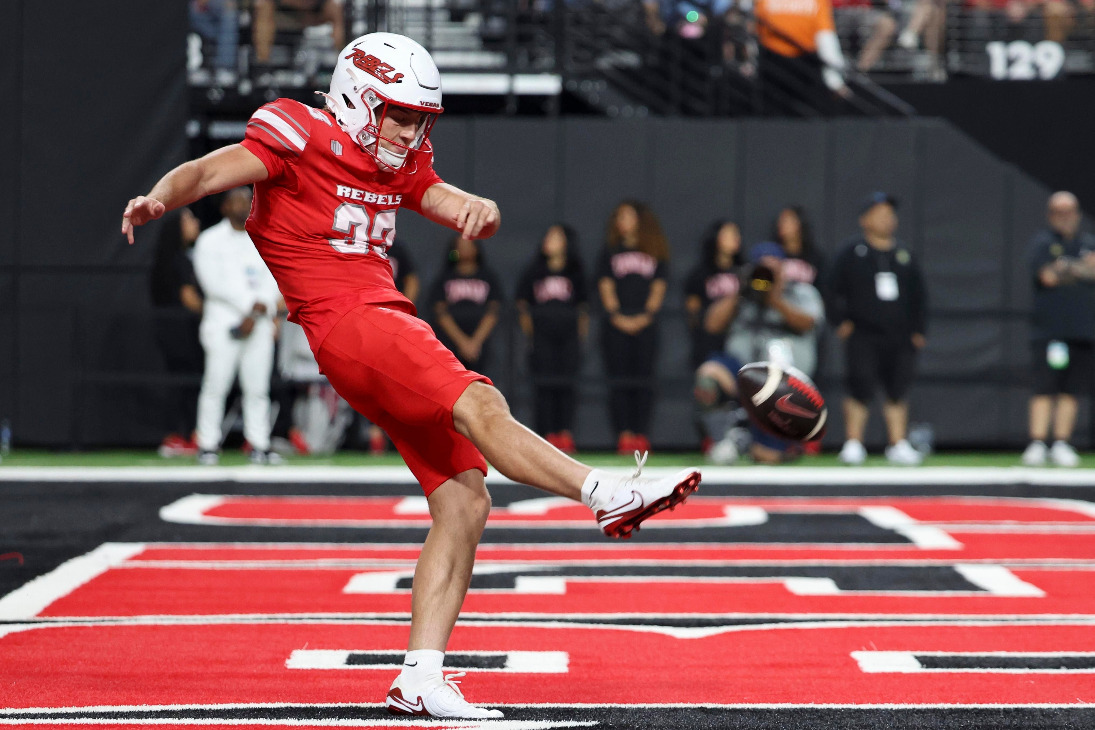 Cam Brown’s route to Michigan, and what his punt-game assignment indicates for 2026
