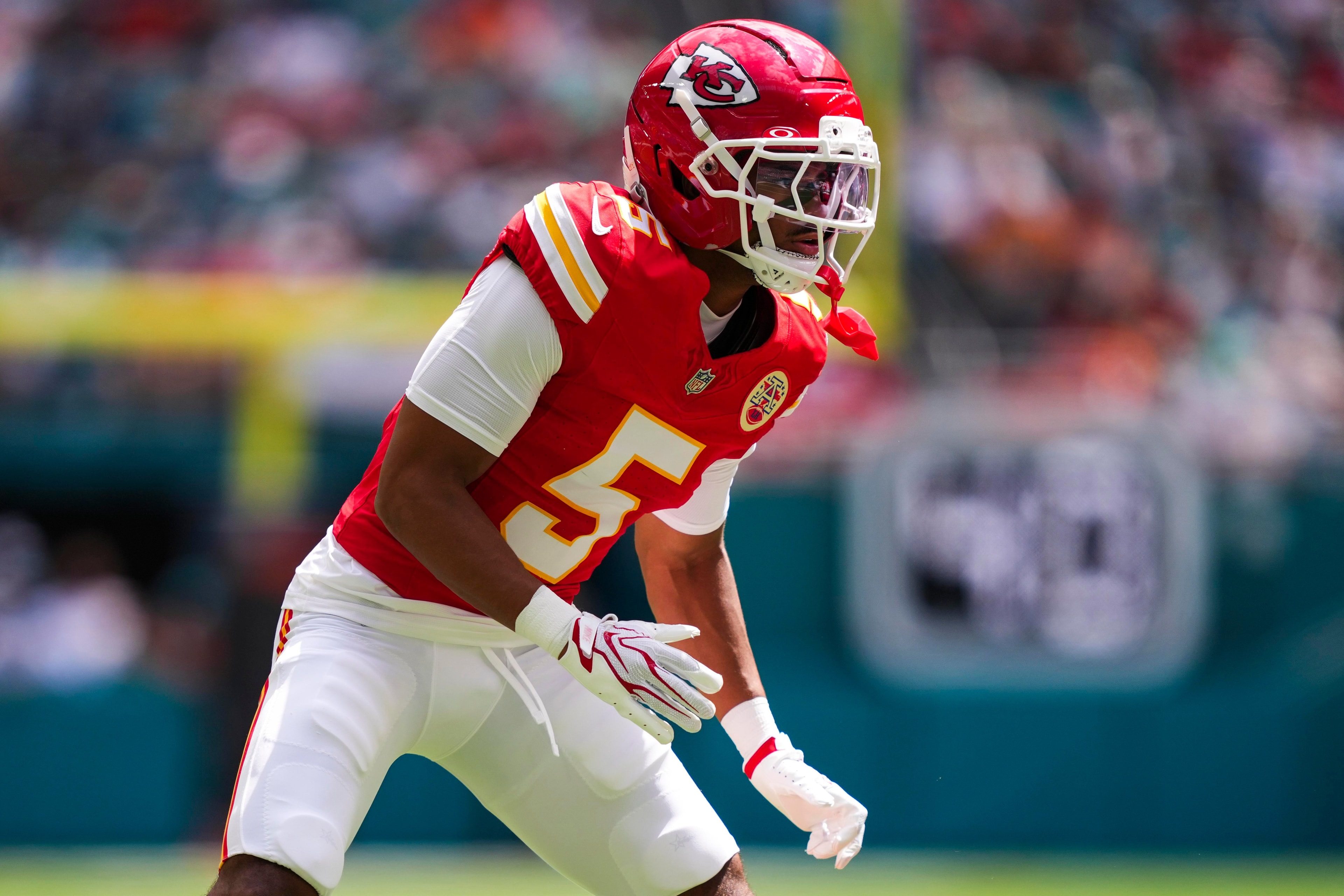 Chiefs cornerback Mansoor Delane earns national buzz as a top-5 rookie at the bye week