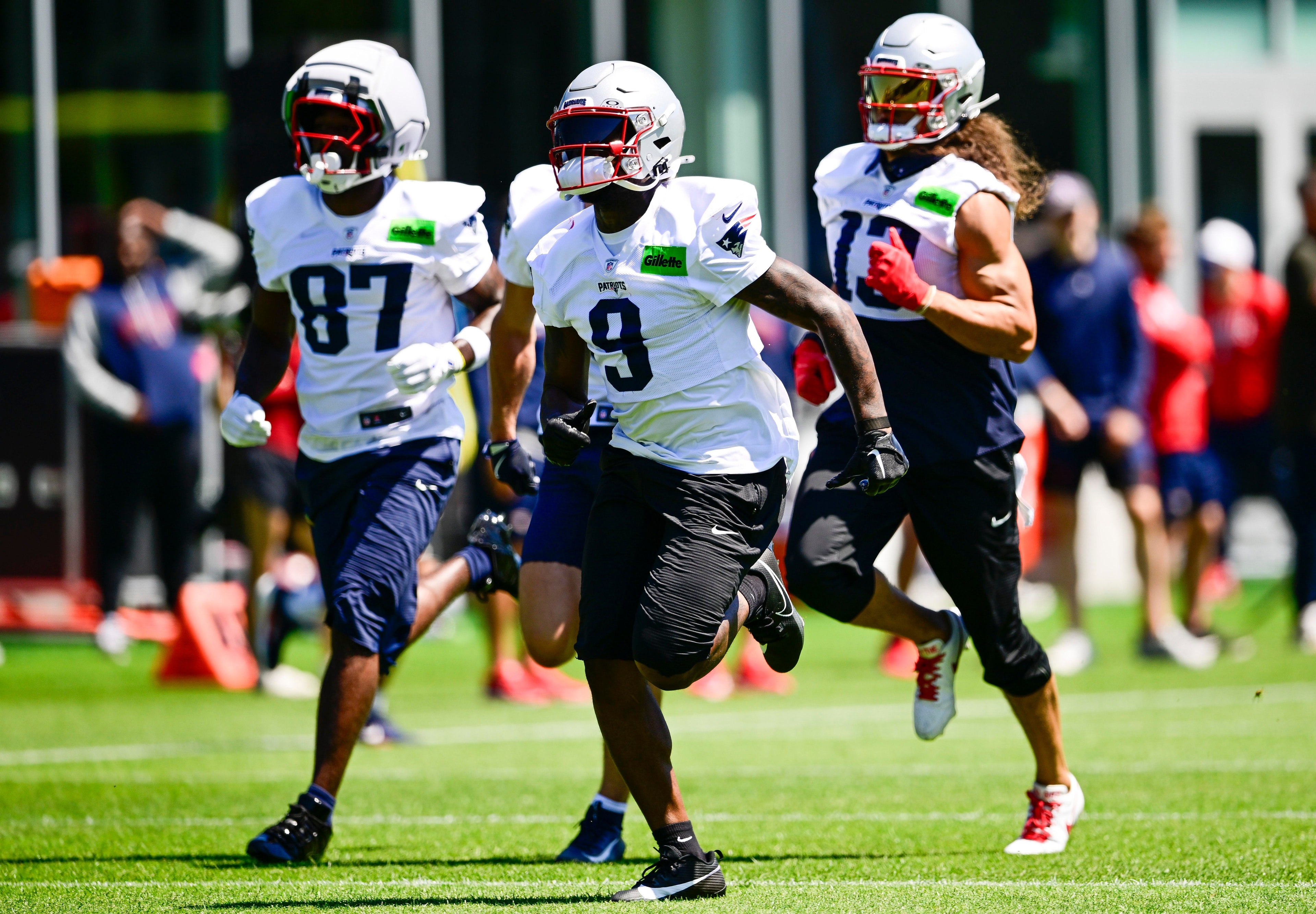 Boutte trade reshapes New England’s receiver depth chart as Patriots lean on new acquisitions