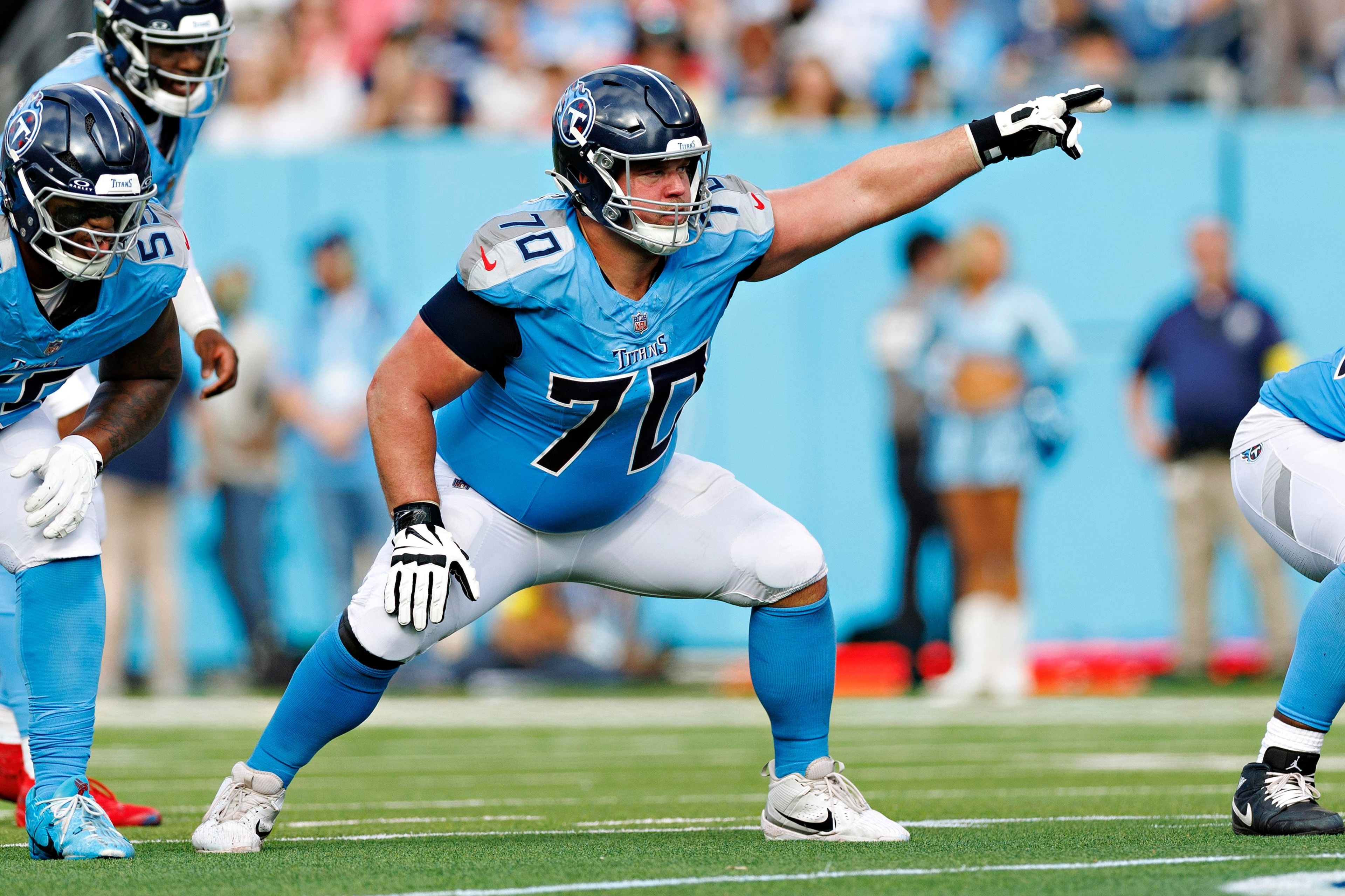 Packers get Kevin Zeitler on the field for first time as Bears’ Caleb Williams is inactive