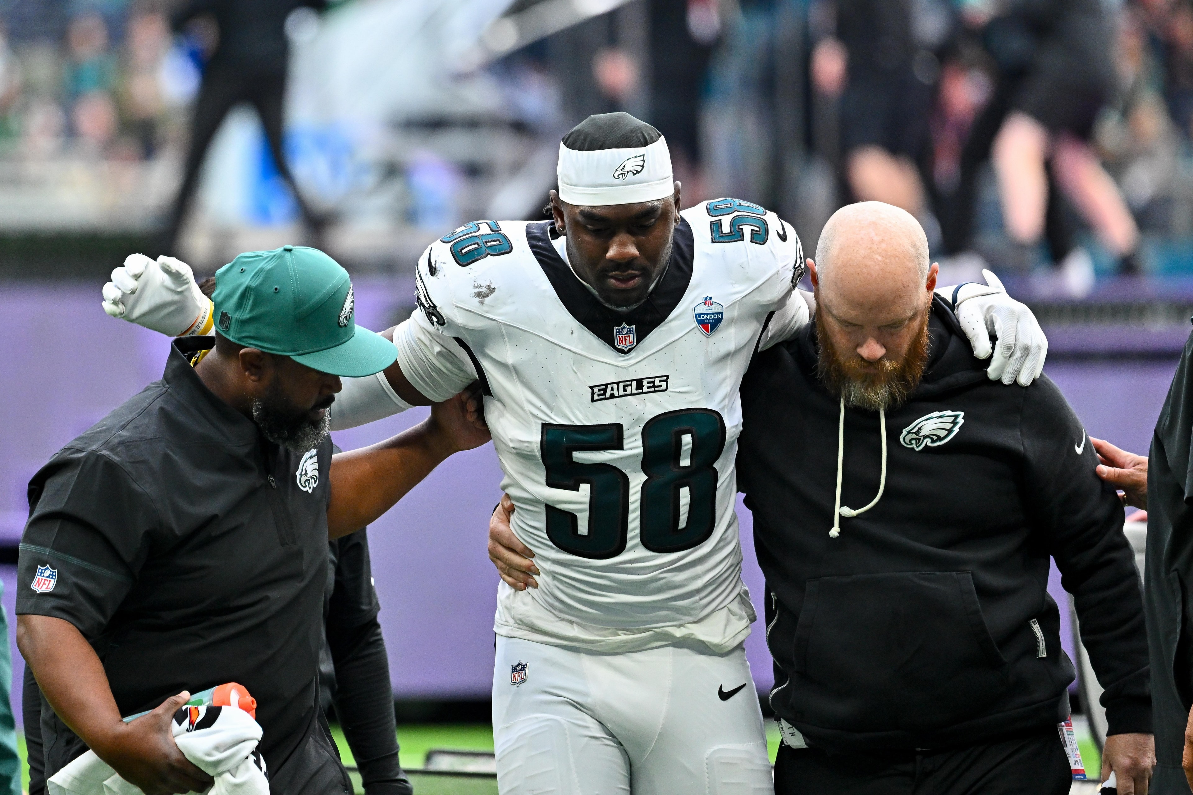 Eagles anticipate pass-rusher Jalyx Hunt will miss Week 6 vs. Panthers