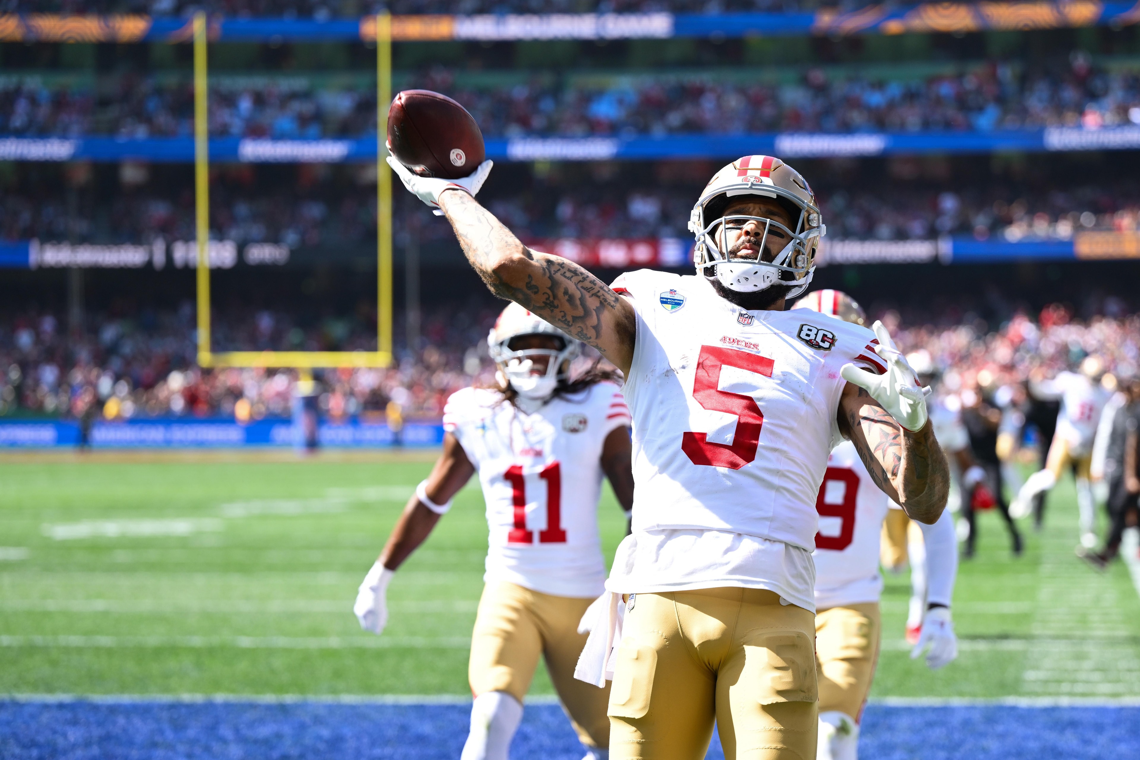 Yahoo Sports questions whether Rams should have chased Mike Evans harder in 2026 offseason