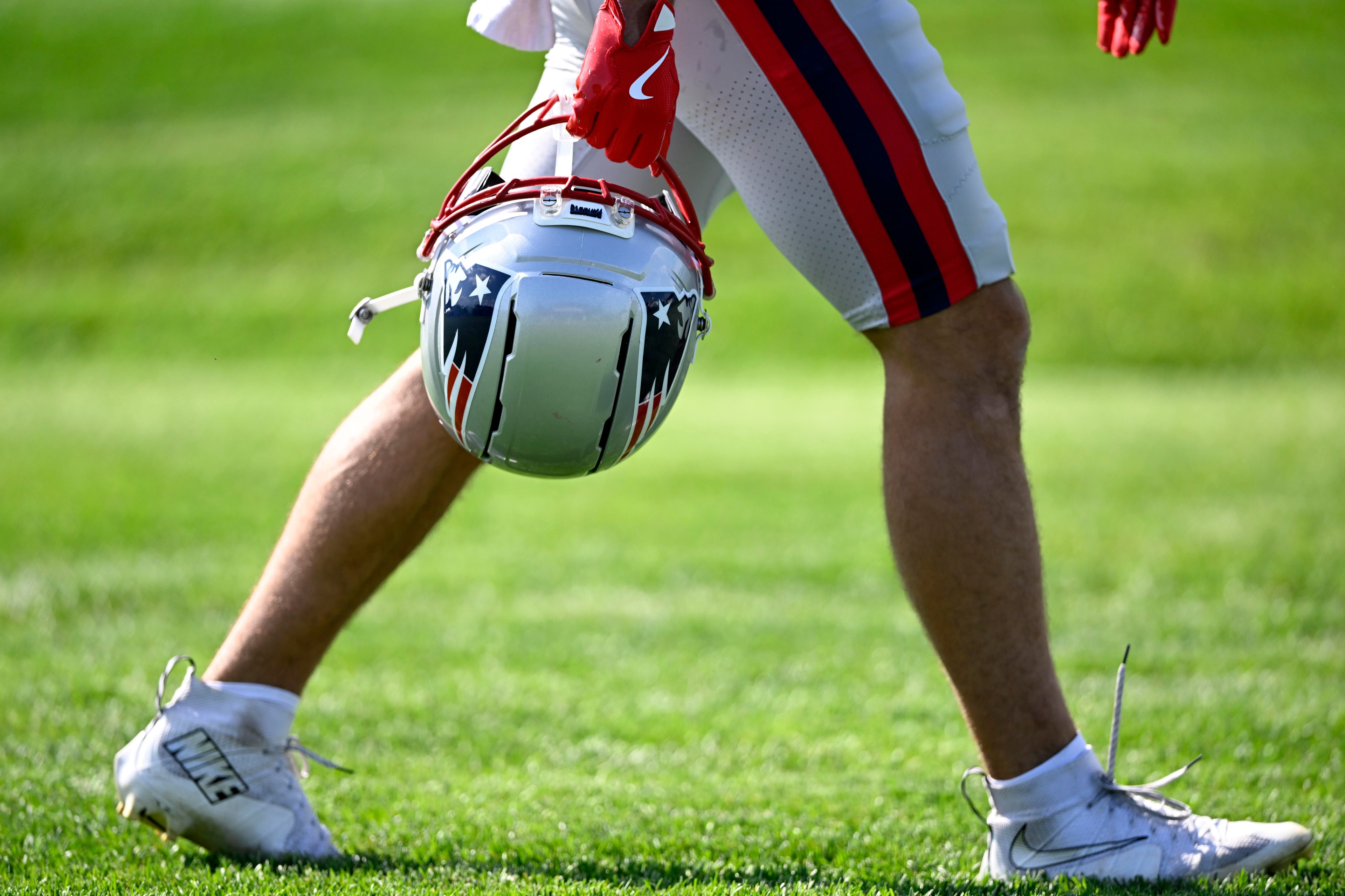 How NFL practice squads work, and why Patriots roster-building now turns to the 16-man group