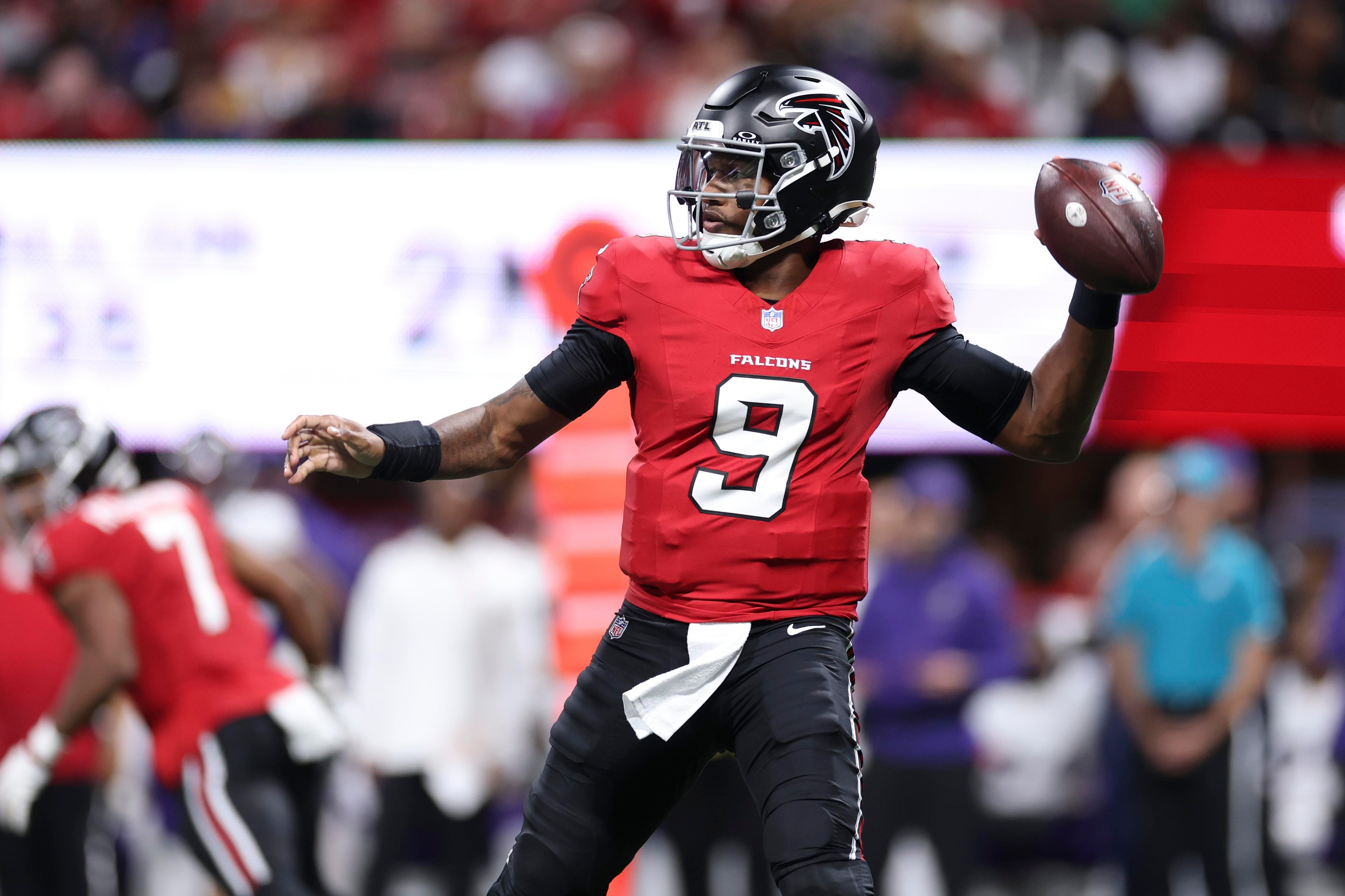 Michael Penix Jr. rib injury not expected to be serious, but Week 6 status remains uncertain