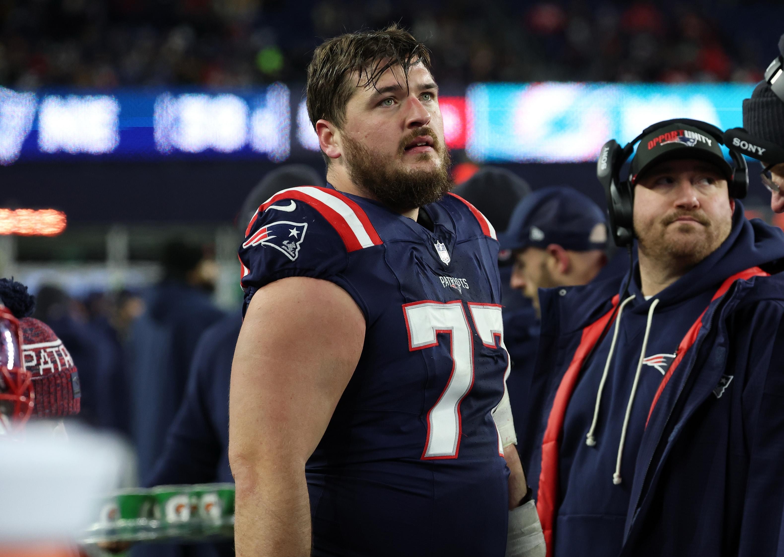 Patriots lose Ben Brown during first half of preseason opener vs. Colts