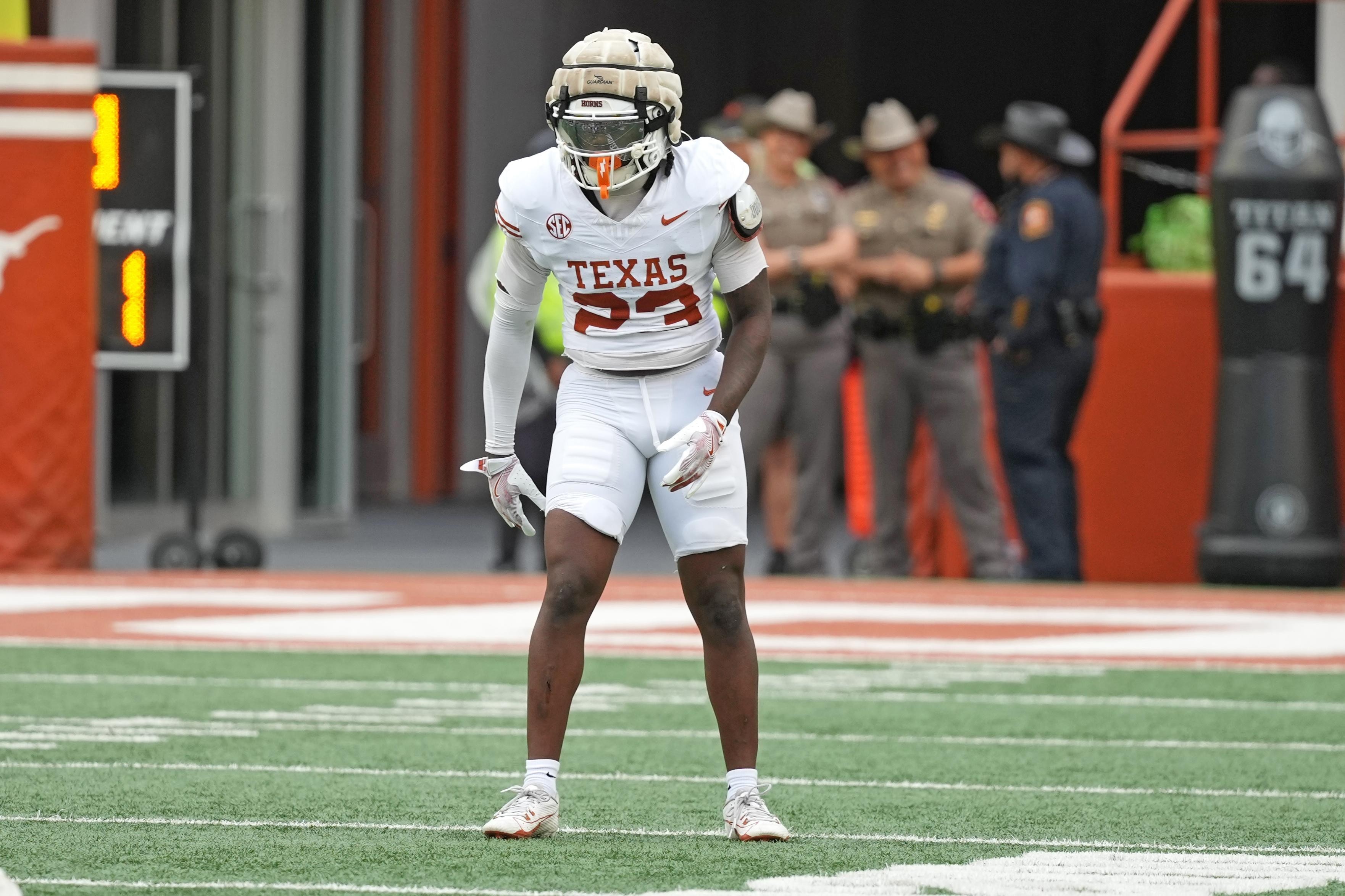 Texas shifts Jordon Johnson-Rubell from safety to linebacker to bolster depth
