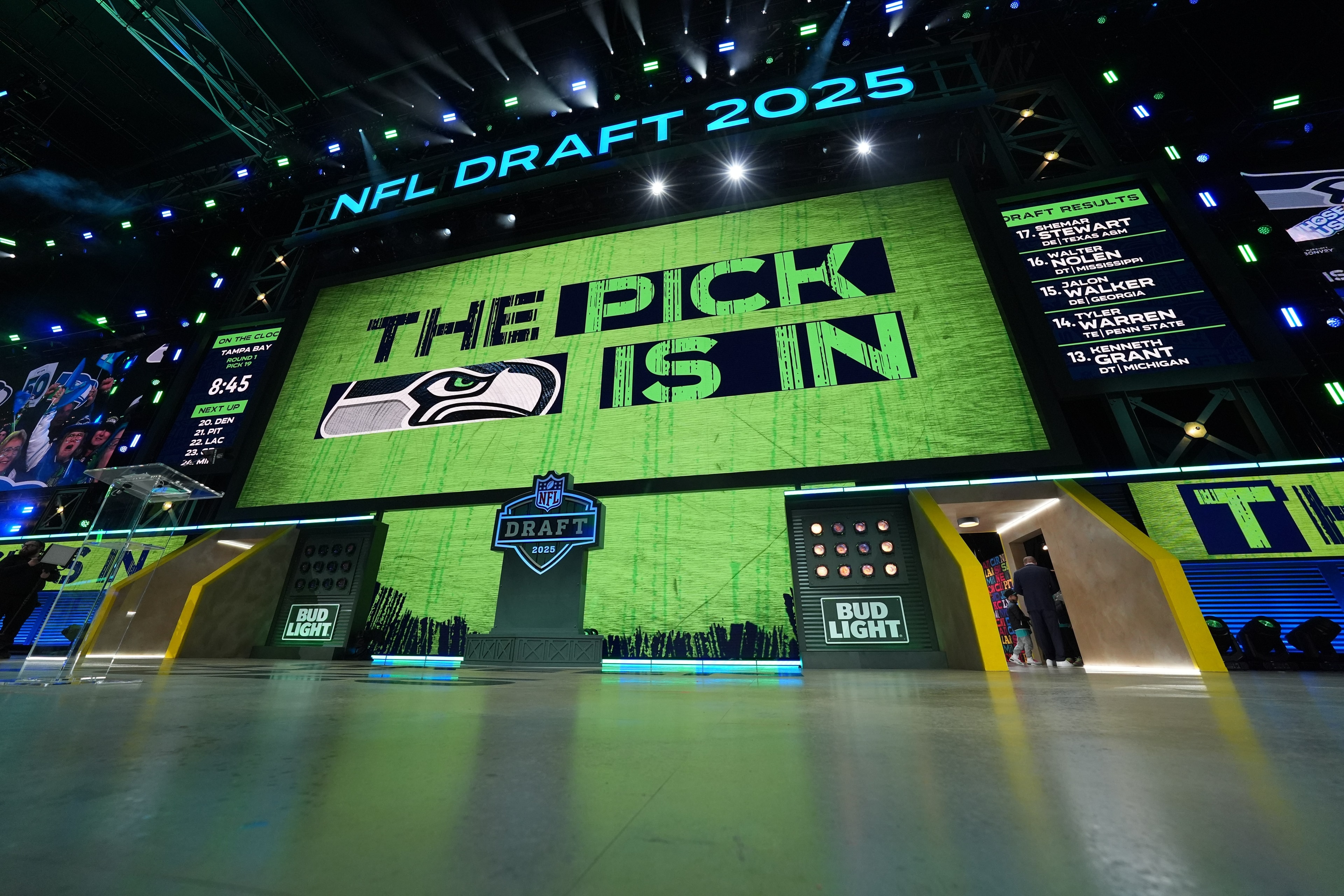 Seahawks make a late secondary move, trading a 2027 sixth for undrafted rookie corner Avery Smith