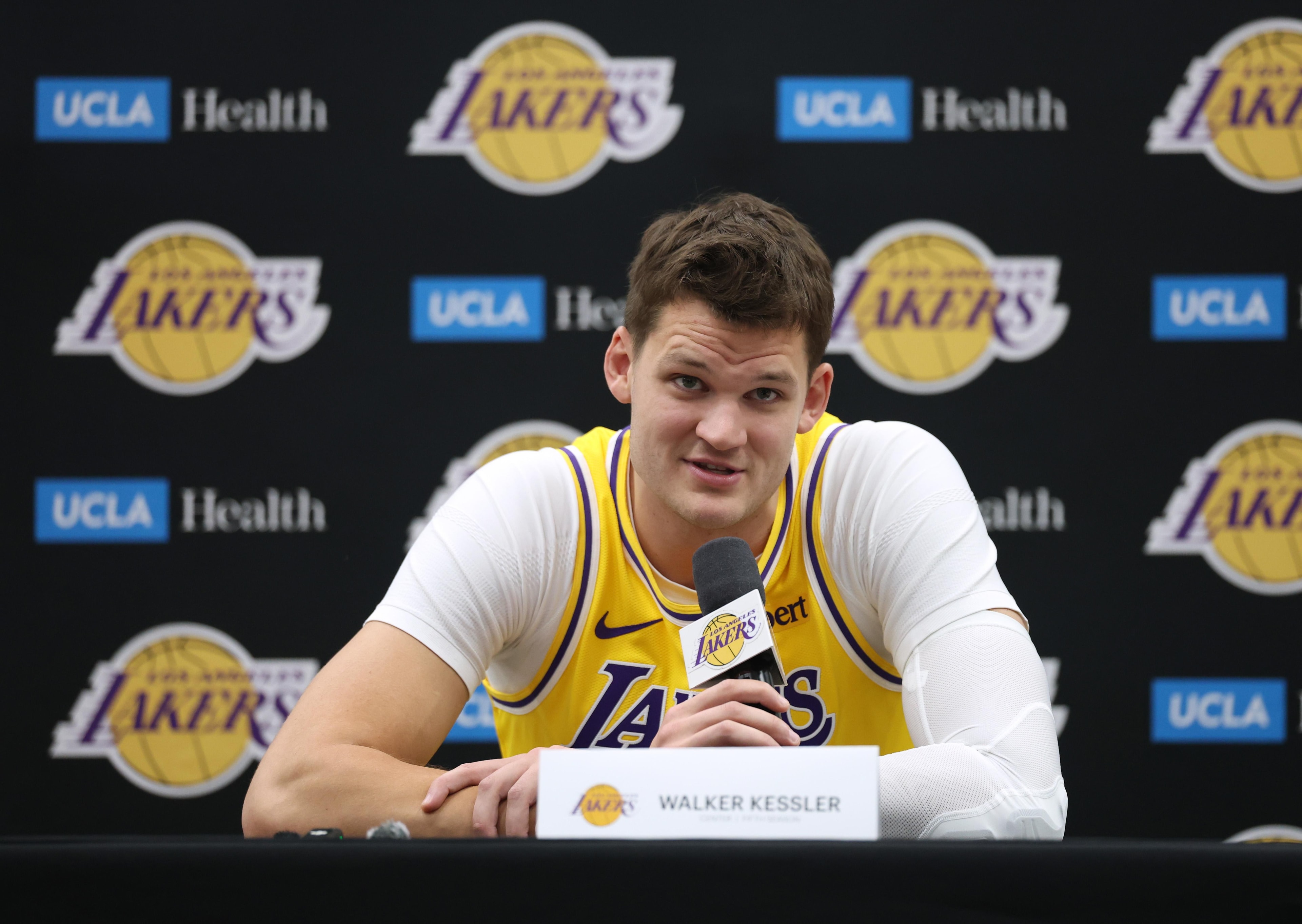 Walker Kessler says finger is ‘good,’ Lakers coach JJ Redick expects him to play in preseason