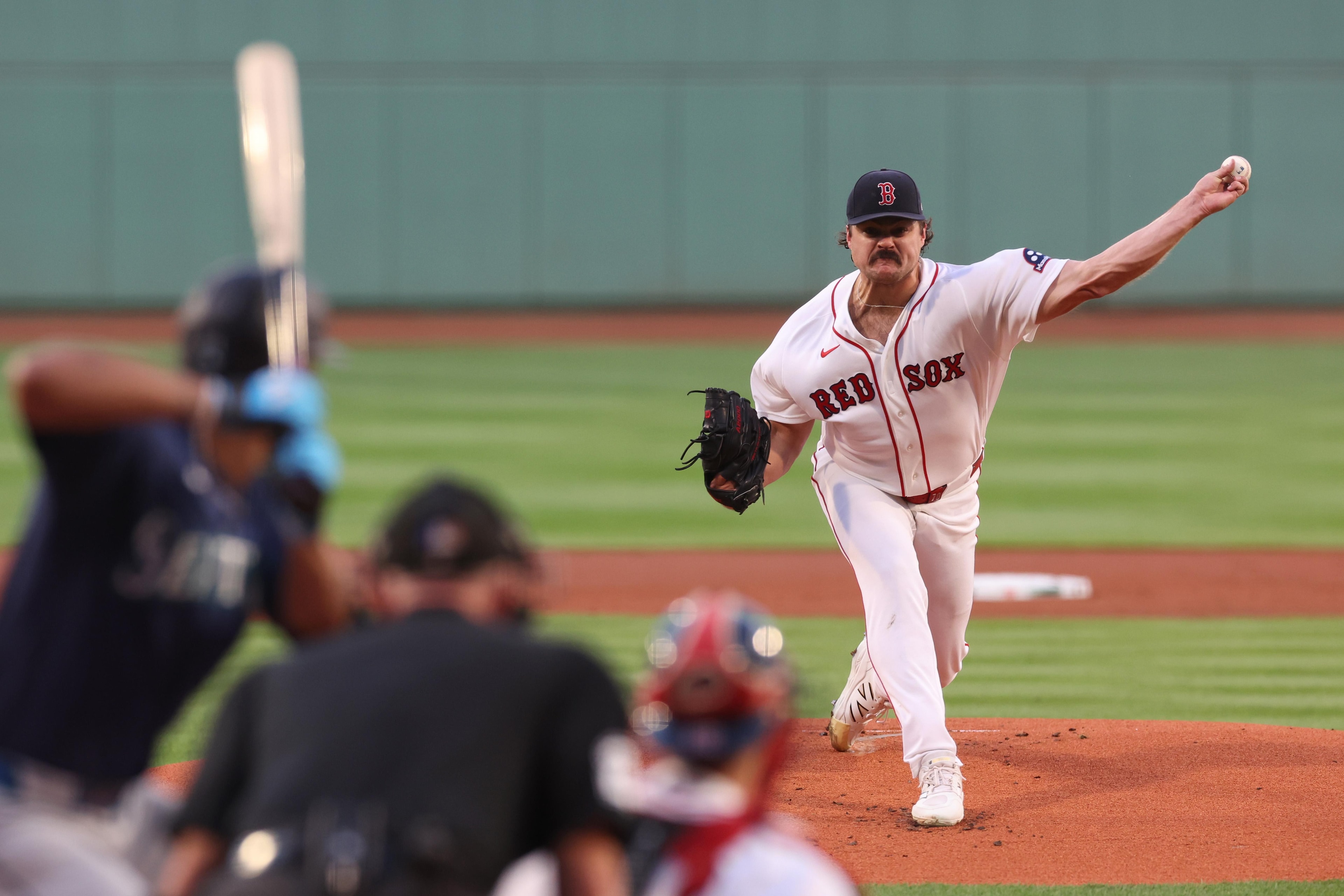 Mariners leave Fenway with a loss, while Payton Tolle’s story takes center stage