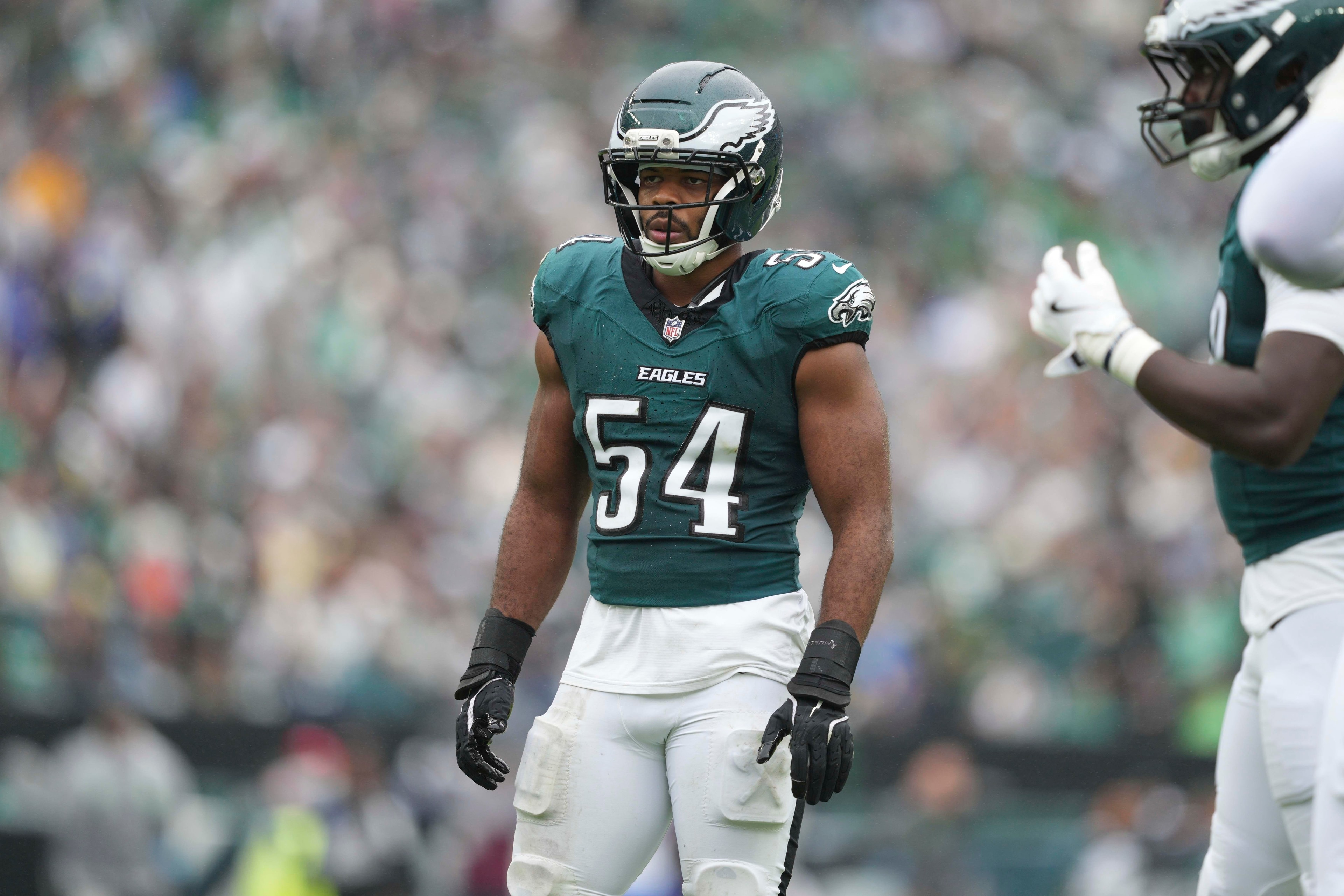 Jeremiah Trotter Jr. turns a backup role into a real starting argument for the Eagles