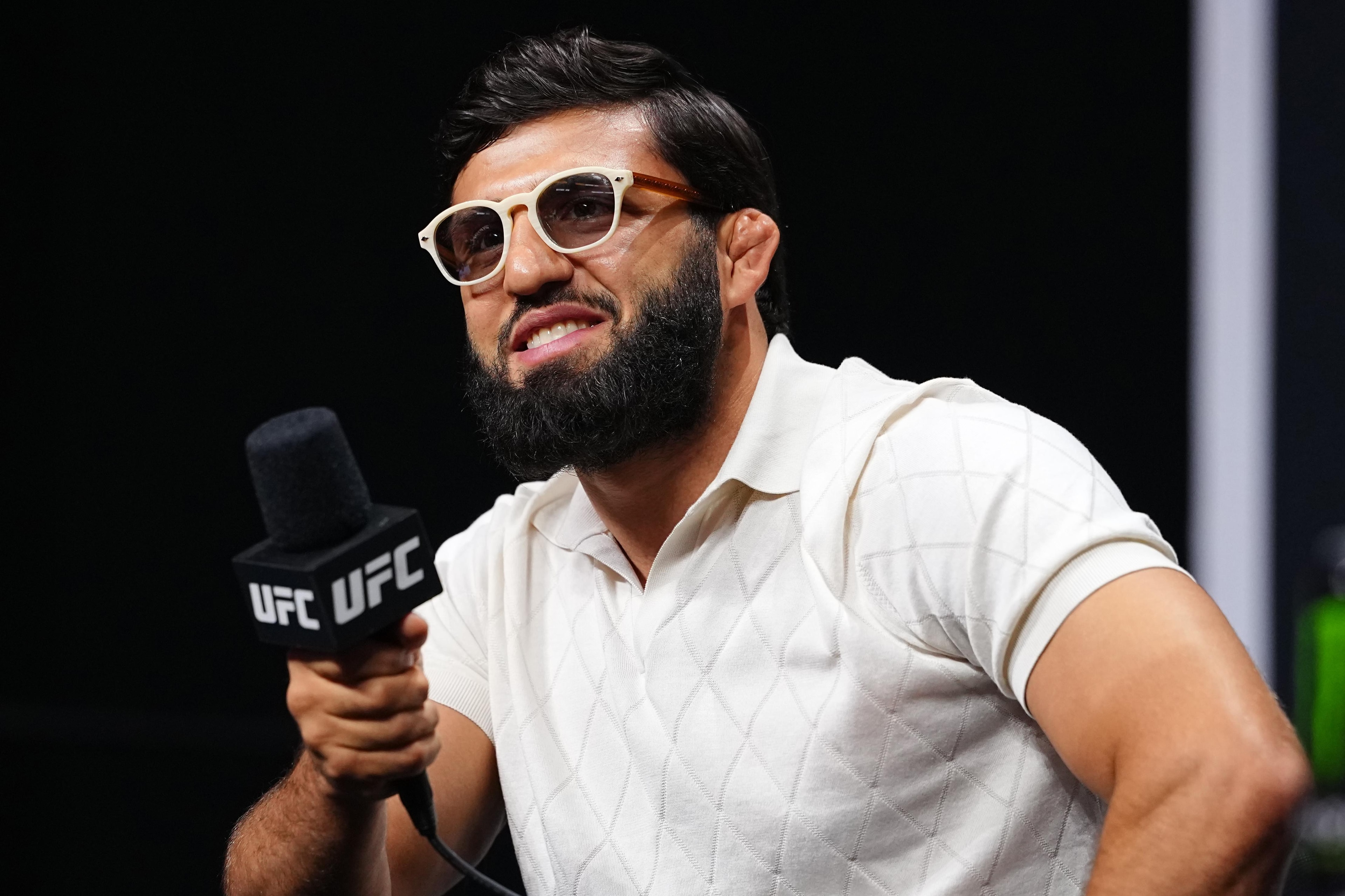 Arman Tsarukyan moves out of Dana White’s “doghouse” as UFC 331 return approaches