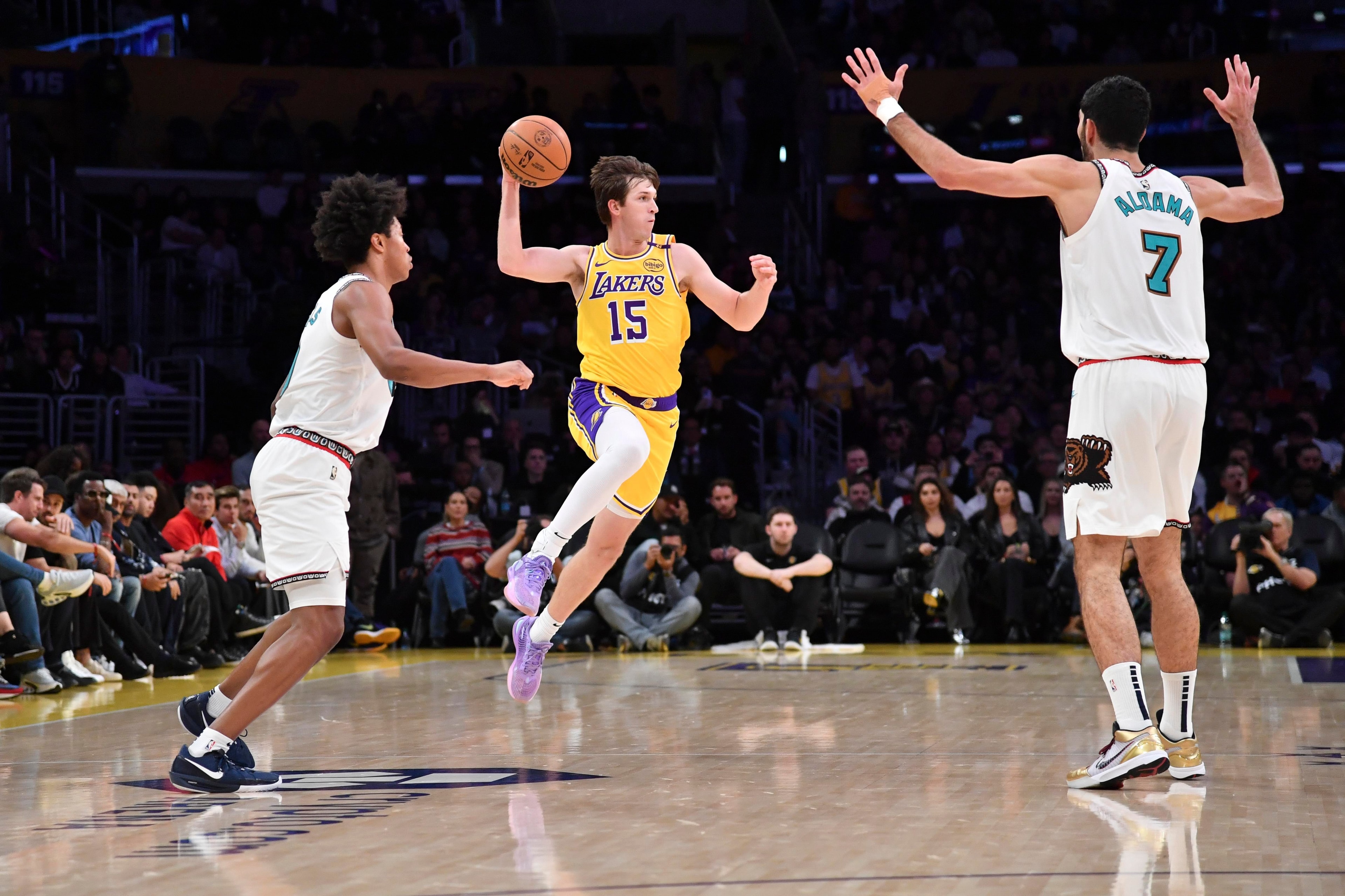 Lakers fans, in a season of off-court noise, still expect basketball to deliver