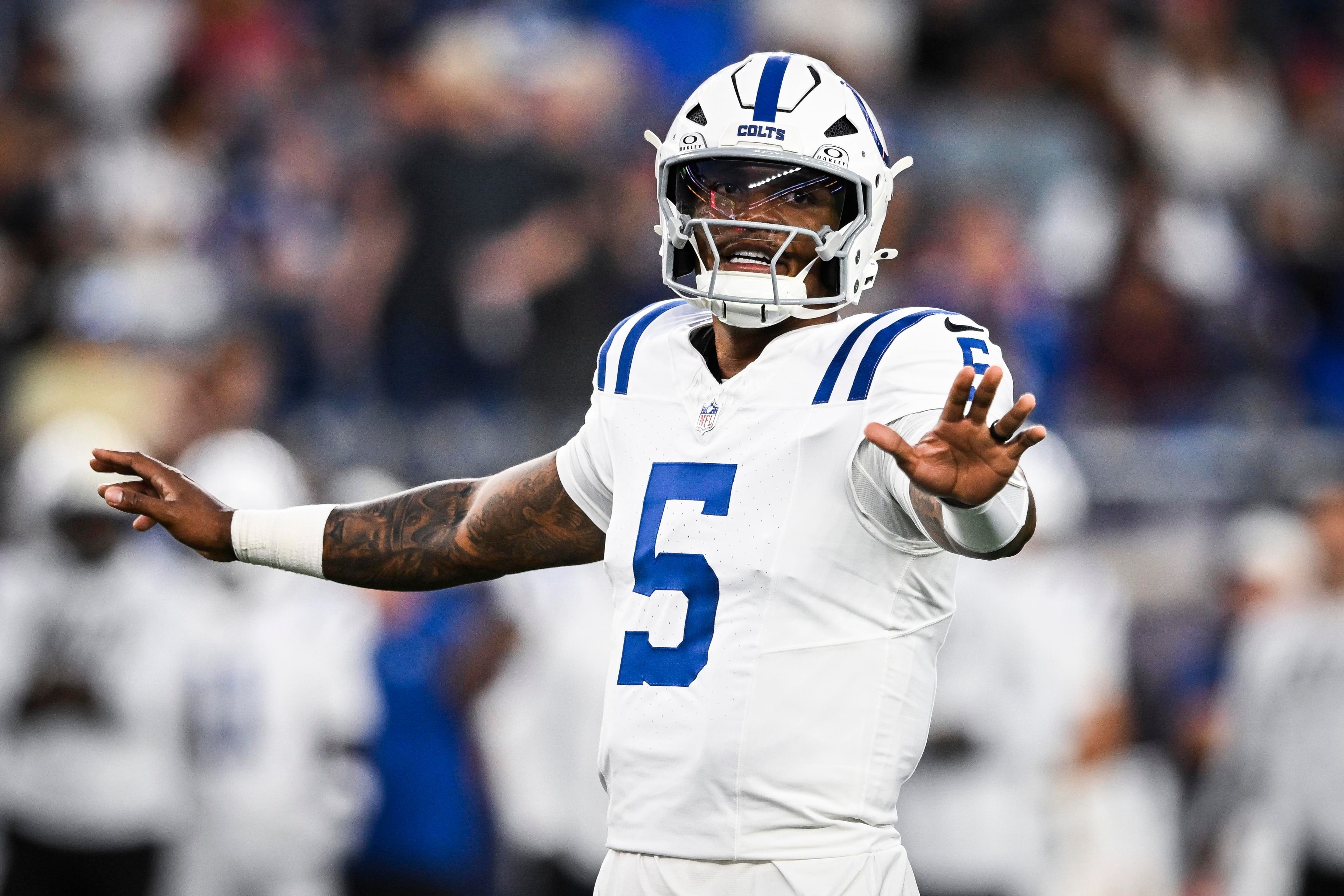 Colts’ Ed Dodds says the team is still planning to keep three quarterbacks, including backup Anthony Richardson Sr.