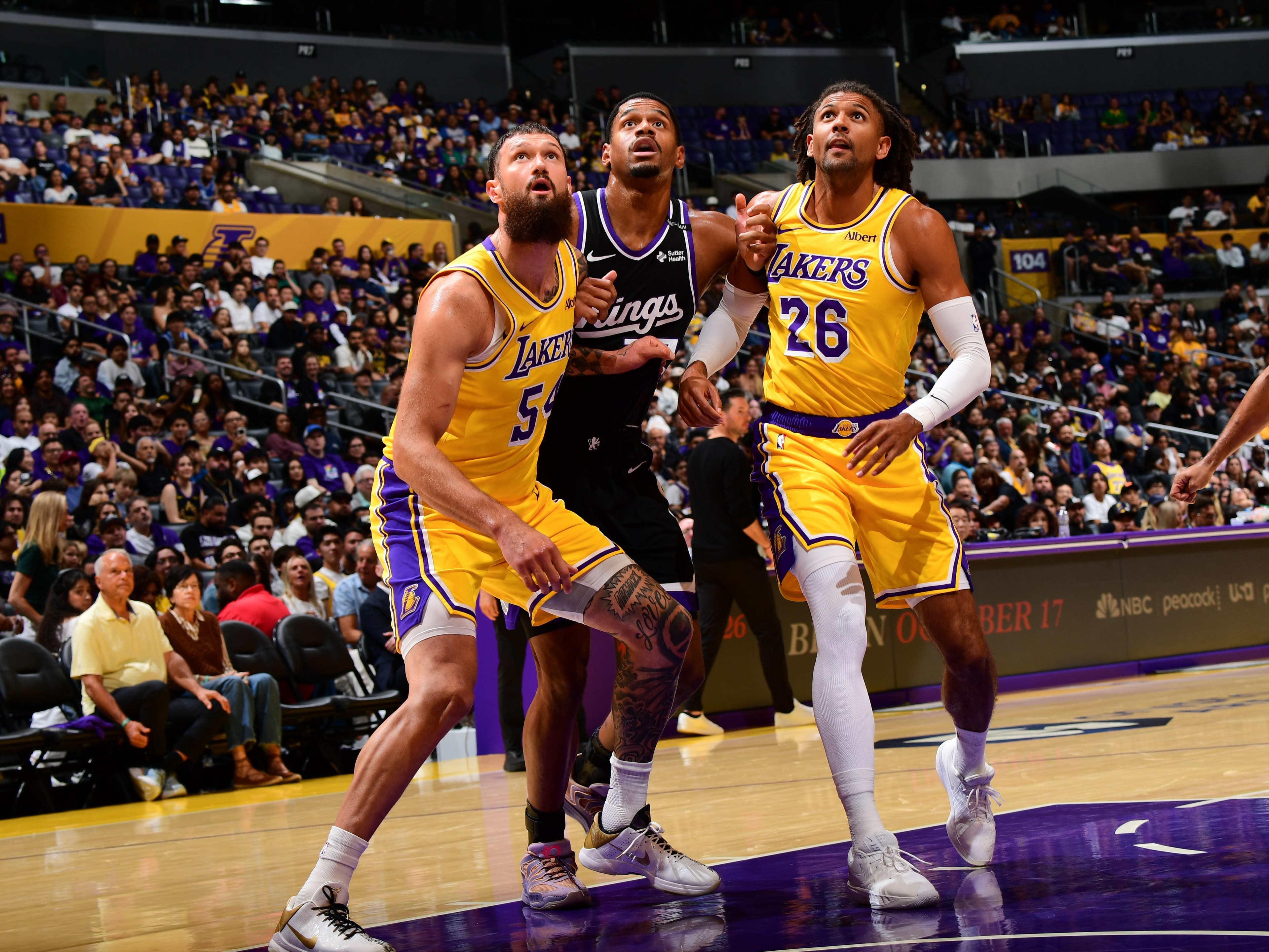 Good, bad and uncertain: What the Lakers’ early preseason is revealing