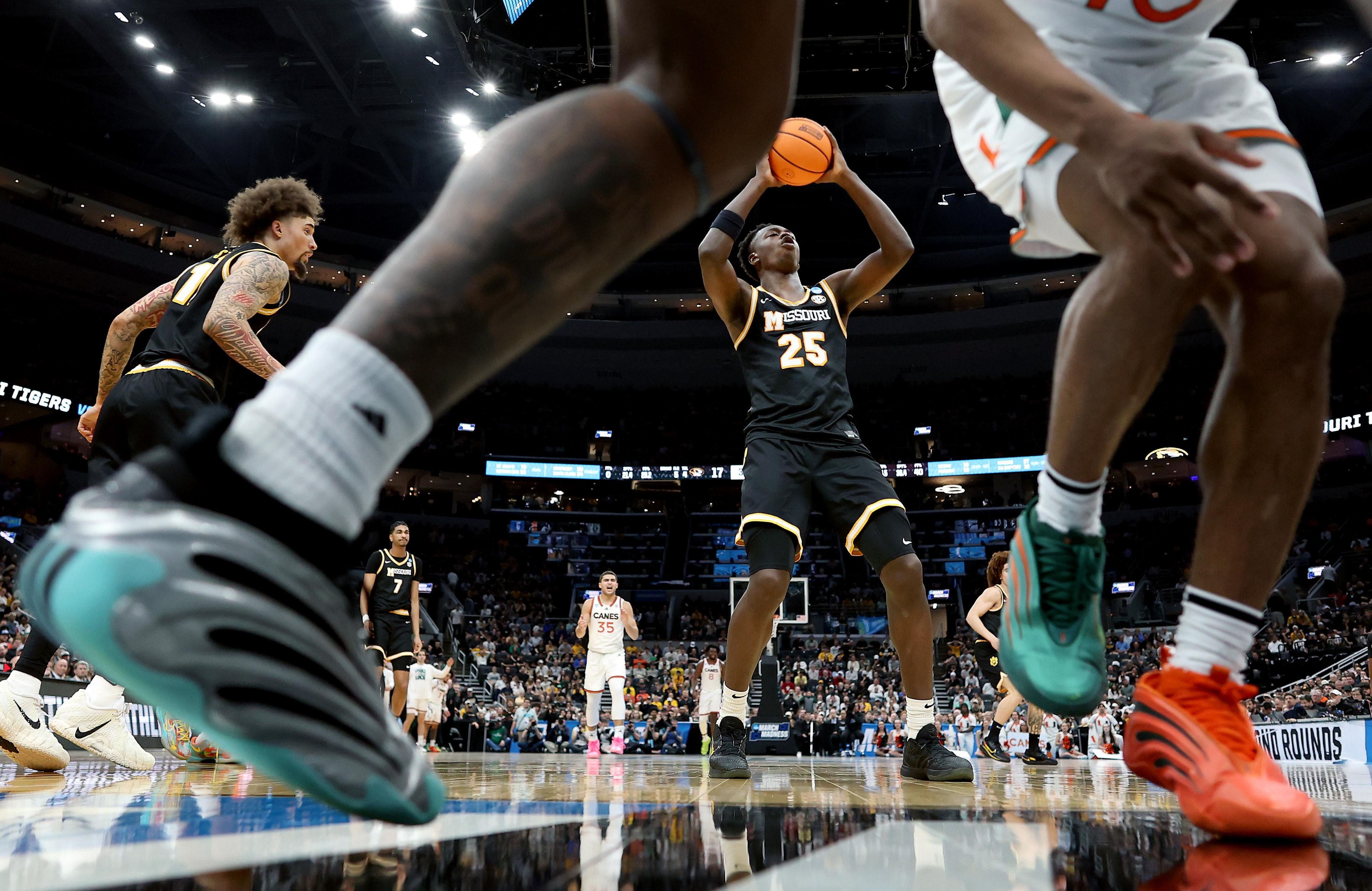 Kentucky gets Missouri transfer Mark Mitchell commitment, fueling early rankings debate for next season