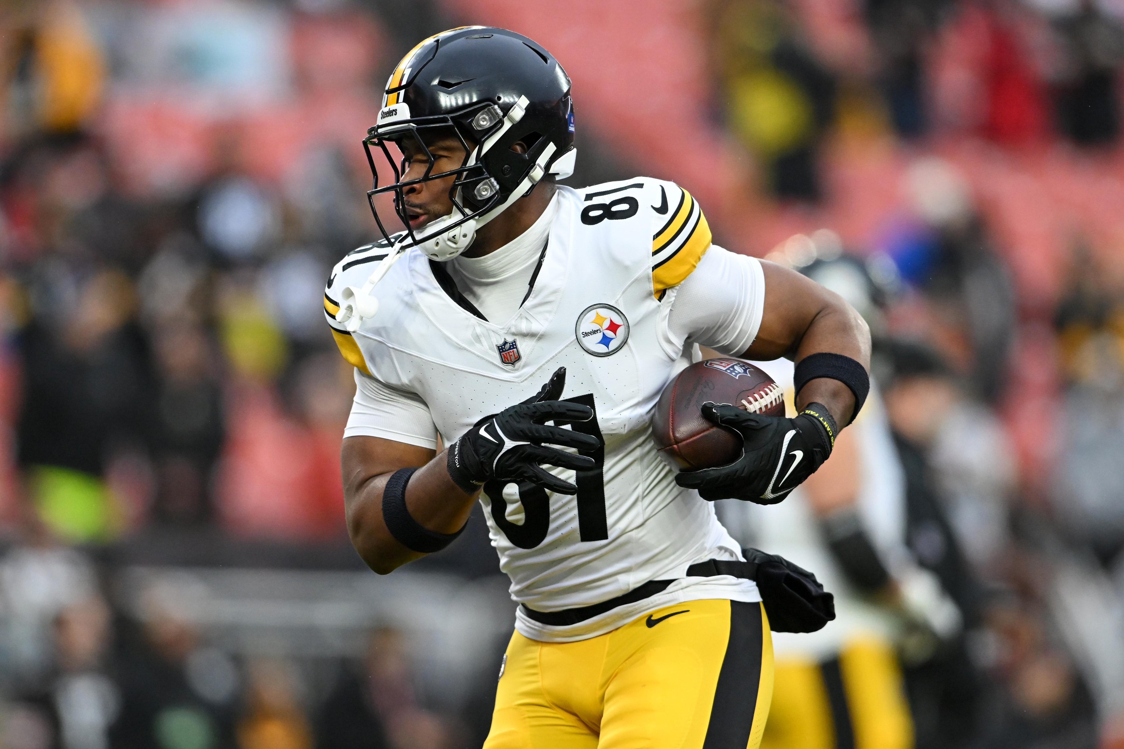Packers add veteran tight end Jonnu Smith, bolstering the passing game under Matt LaFleur’s scheme