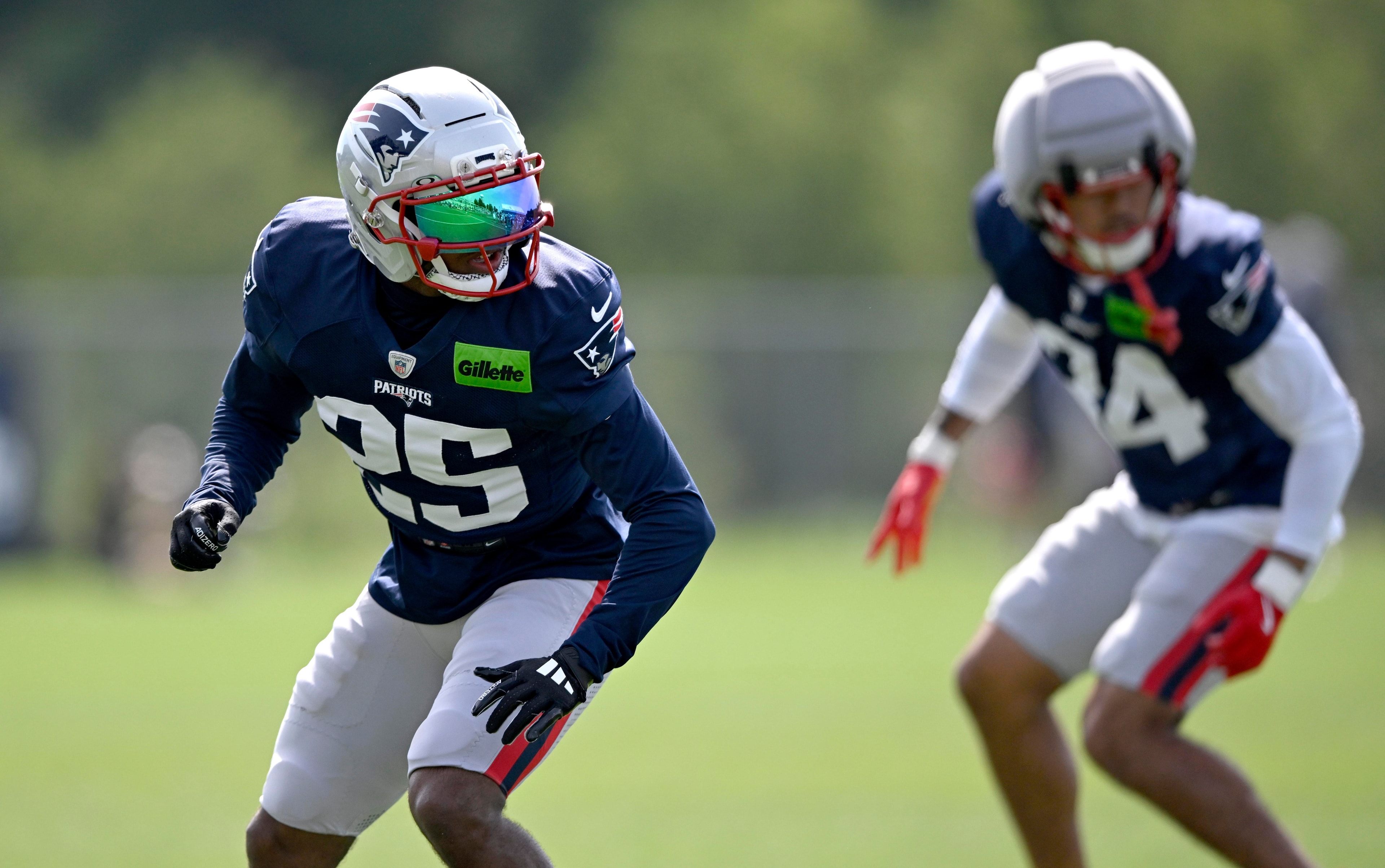 Patriots’ defense creates buzz with seven interceptions in Eagles joint-practice sessions
