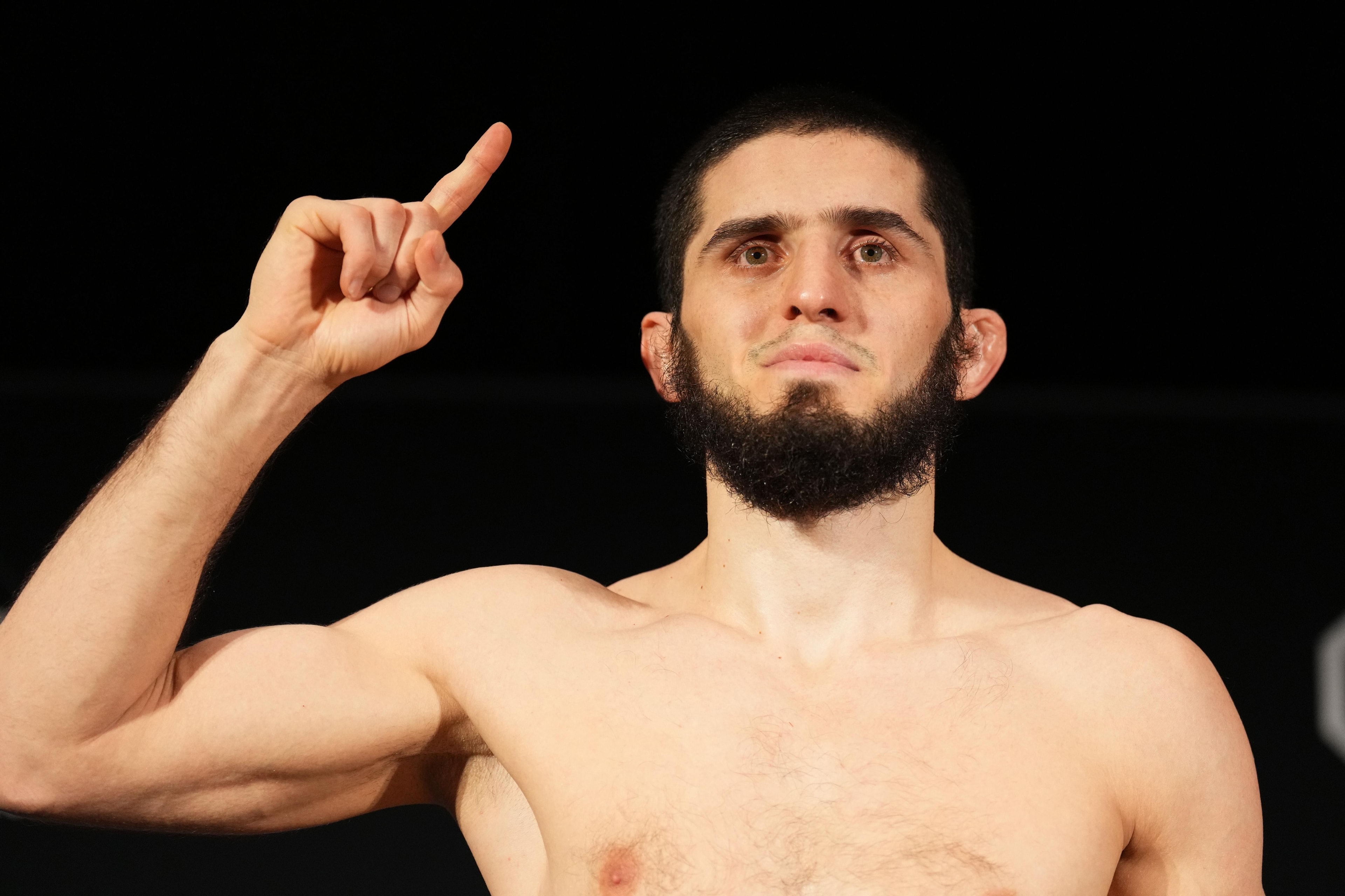 UFC 330 hits the scale in Philadelphia as Islam Makhachev defends against Ian Machado Garry