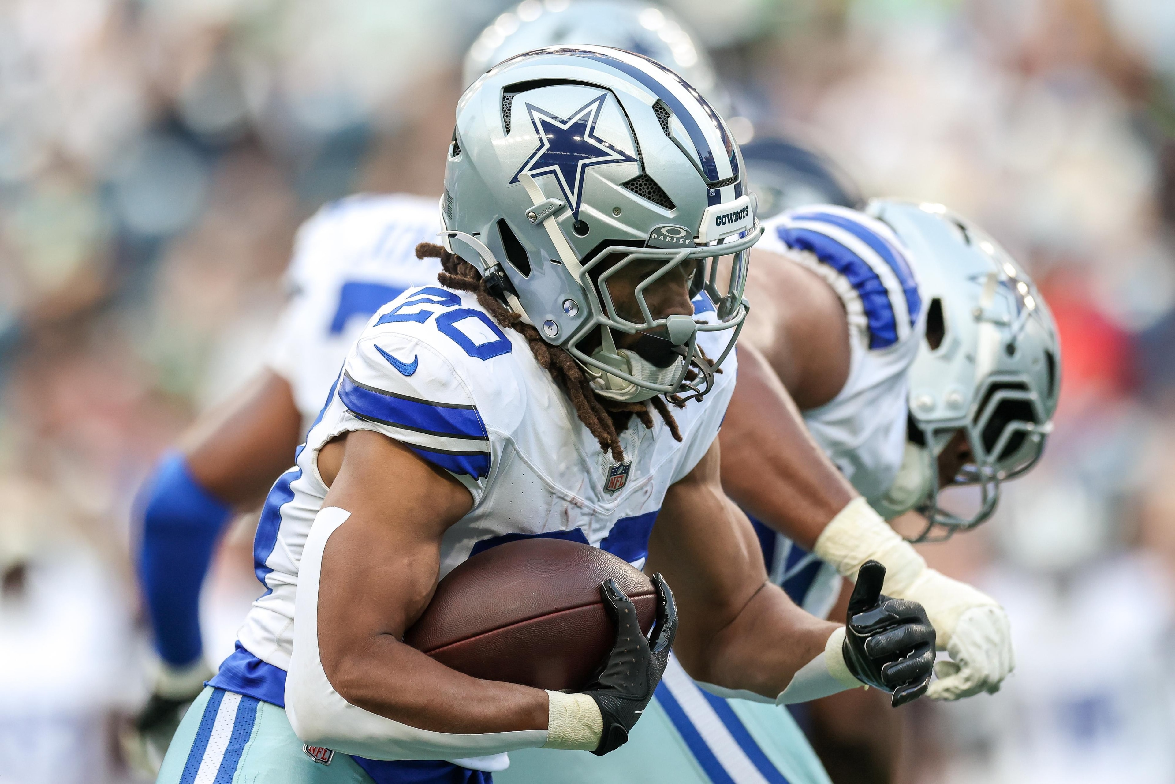 Malik Davis eyes a clearer Dallas Cowboys path to RB2 as preseason competition tightens