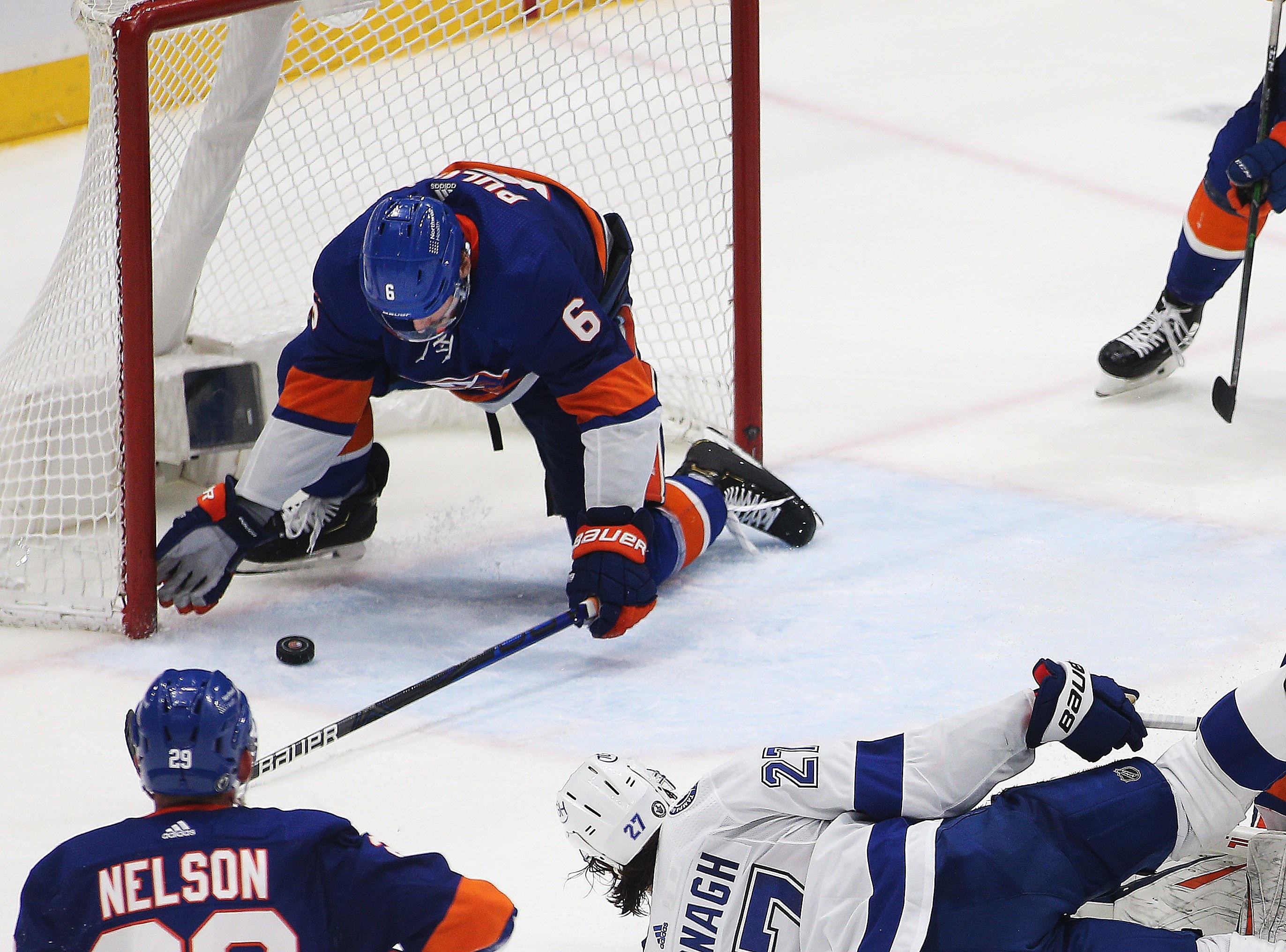 Islanders look to hard work in training, while Kyle Palmieri’s former teammate? (Pulock) and a jersey-design fan story draw early attention