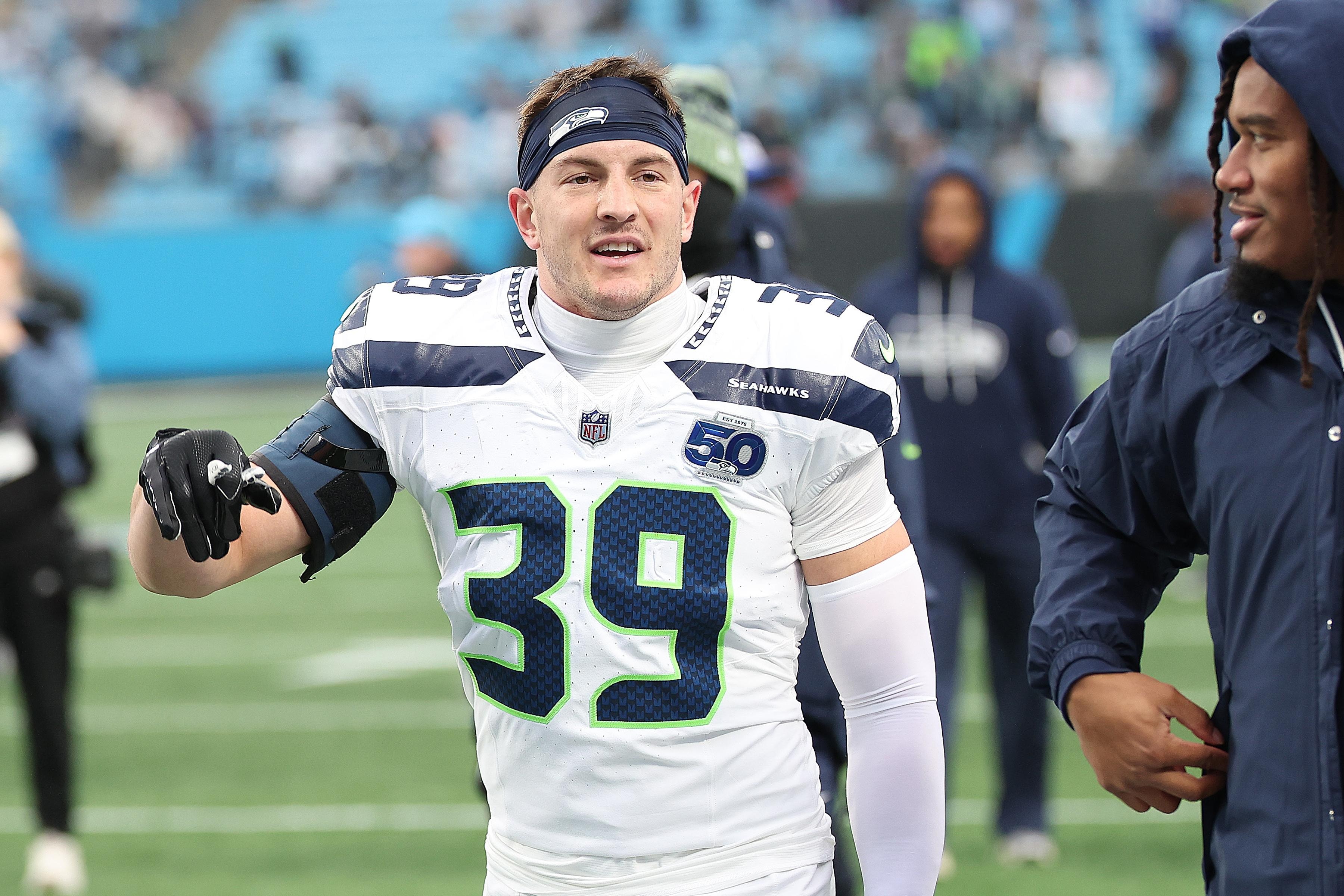 Seahawks lean on a healthier defensive front as they prepare for the 49ers