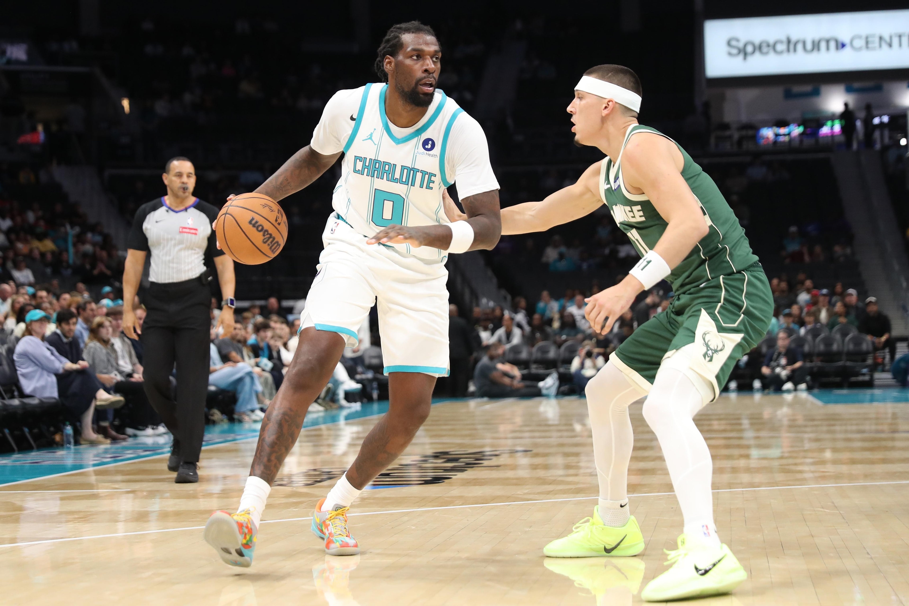 Hornets’ 105-90 preseason win over Bucks highlights Milwaukee’s early-season struggles