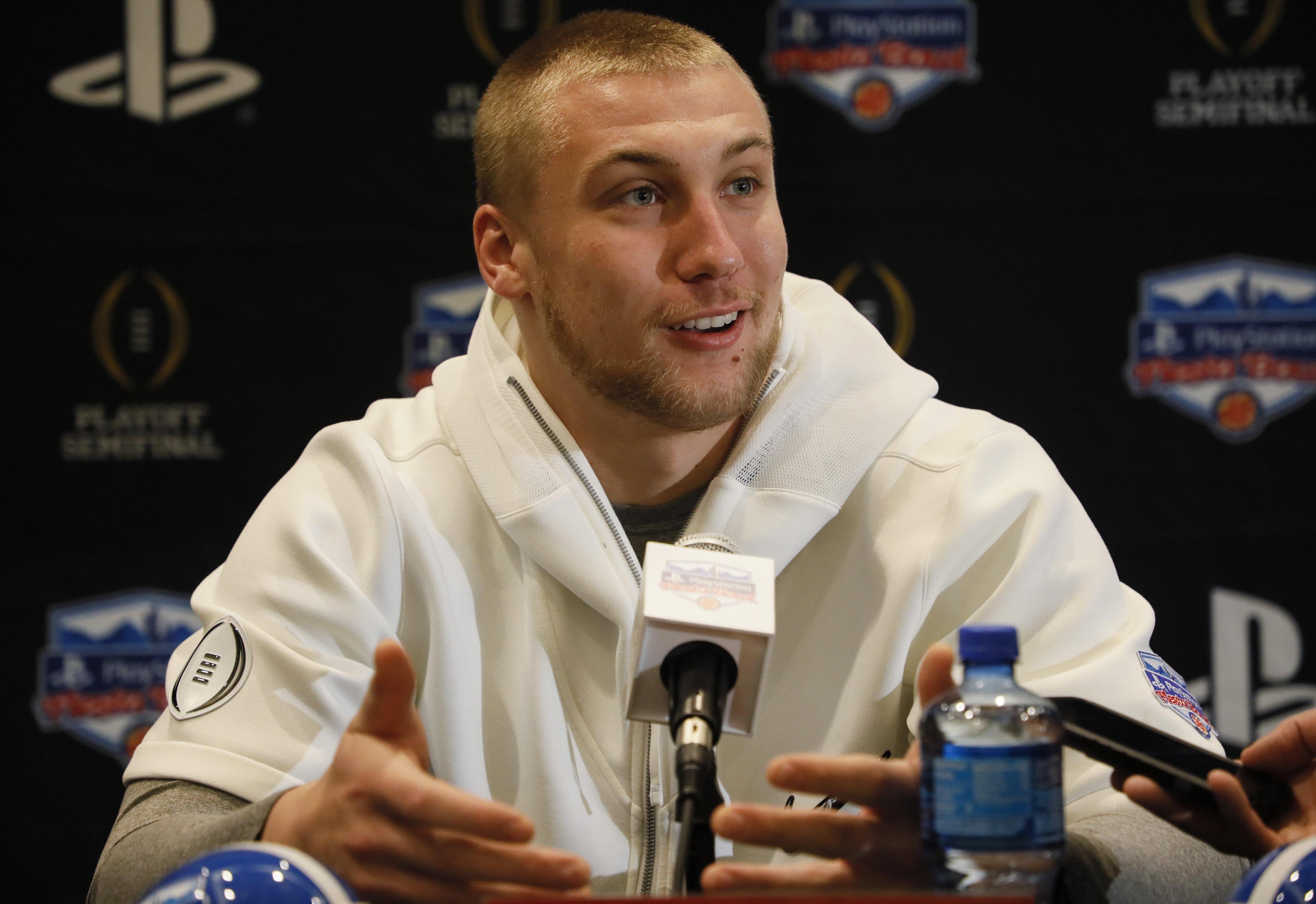 Wisconsin Badgers assistant coach highlighted among college football’s rising young leaders