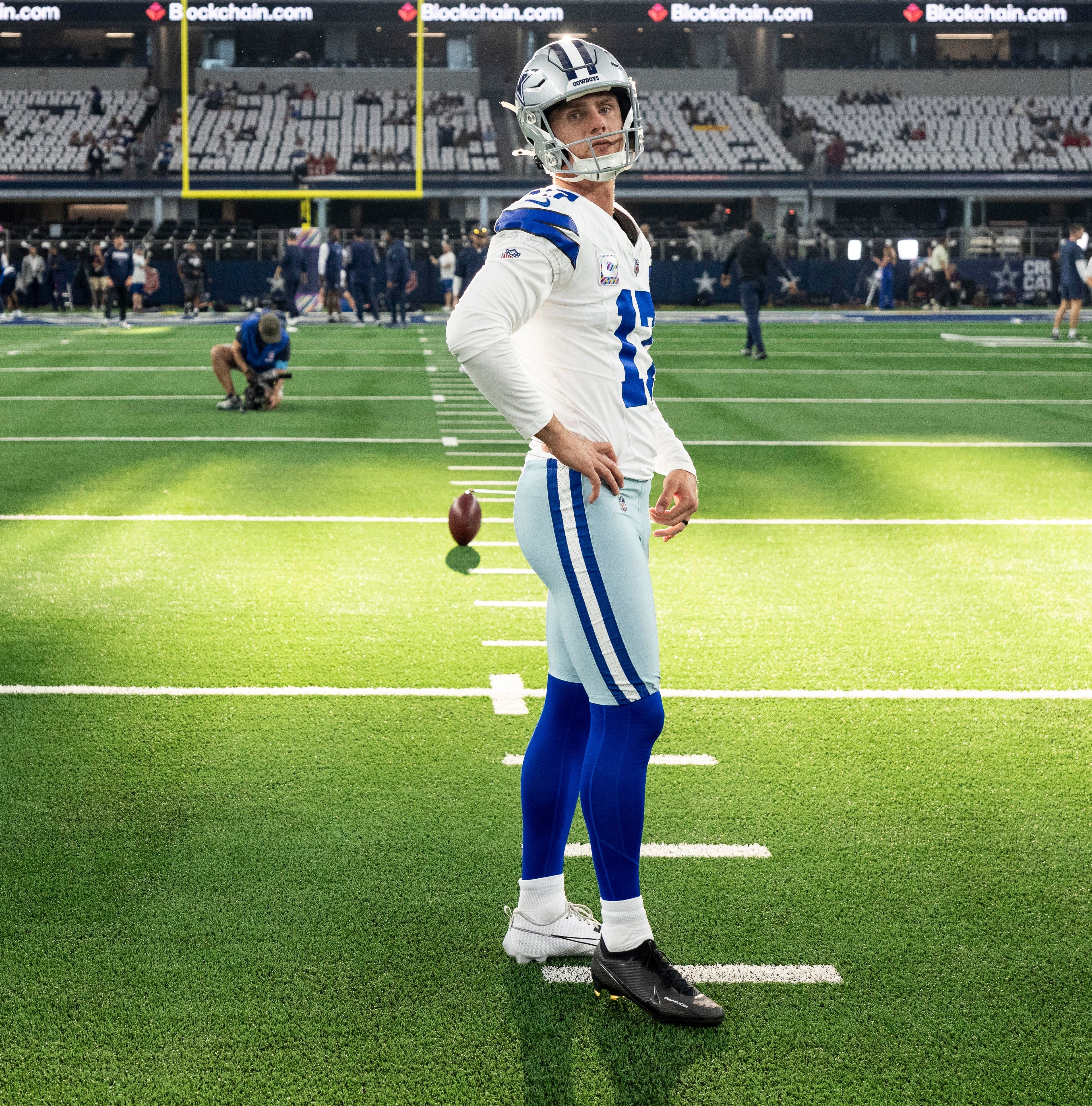 Cowboys’ 64-yard field-goal call raises a coaching question