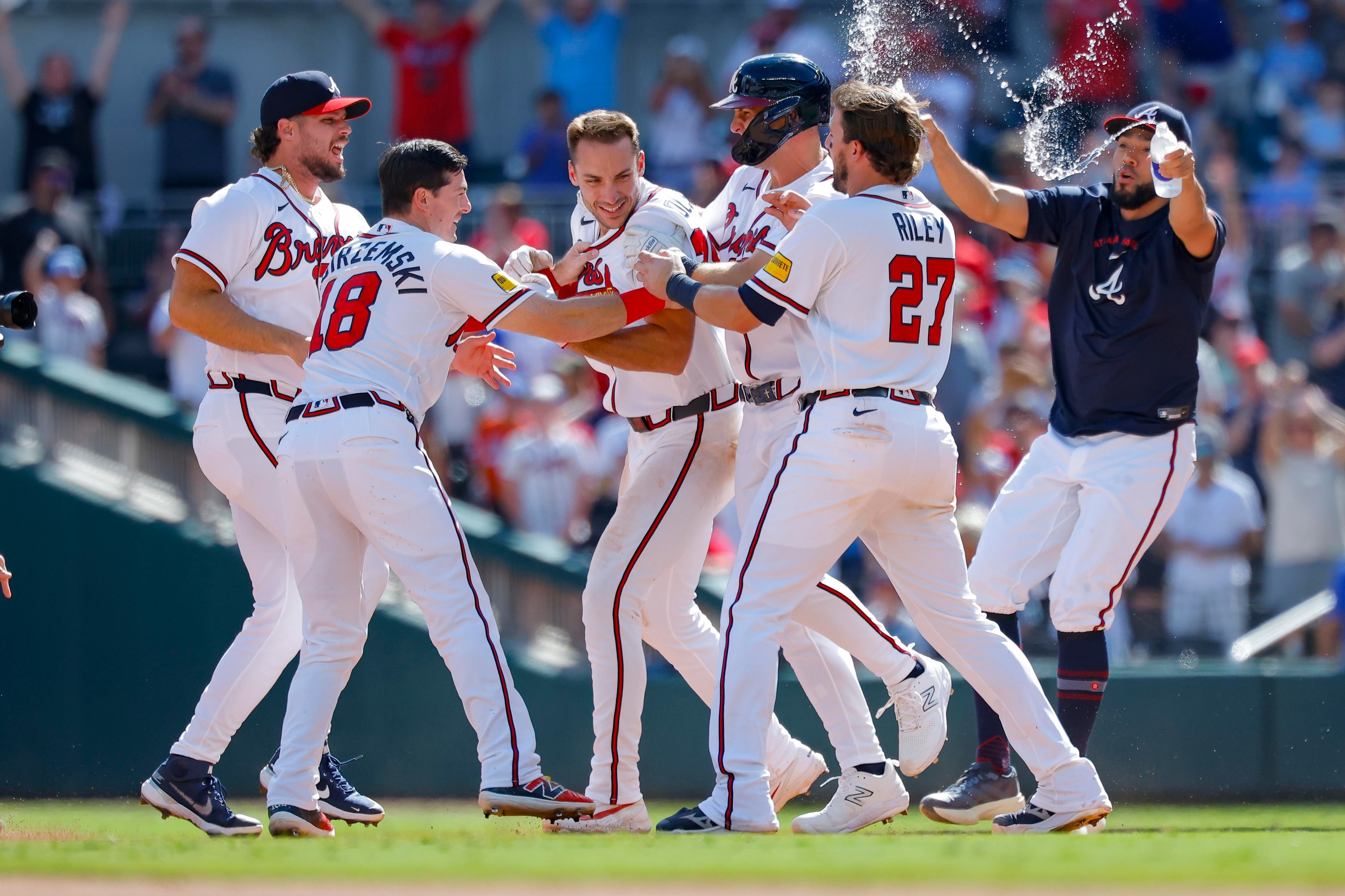 Matt Olson delivers walk-off, Braves complete Rockies sweep to reach seven straight wins