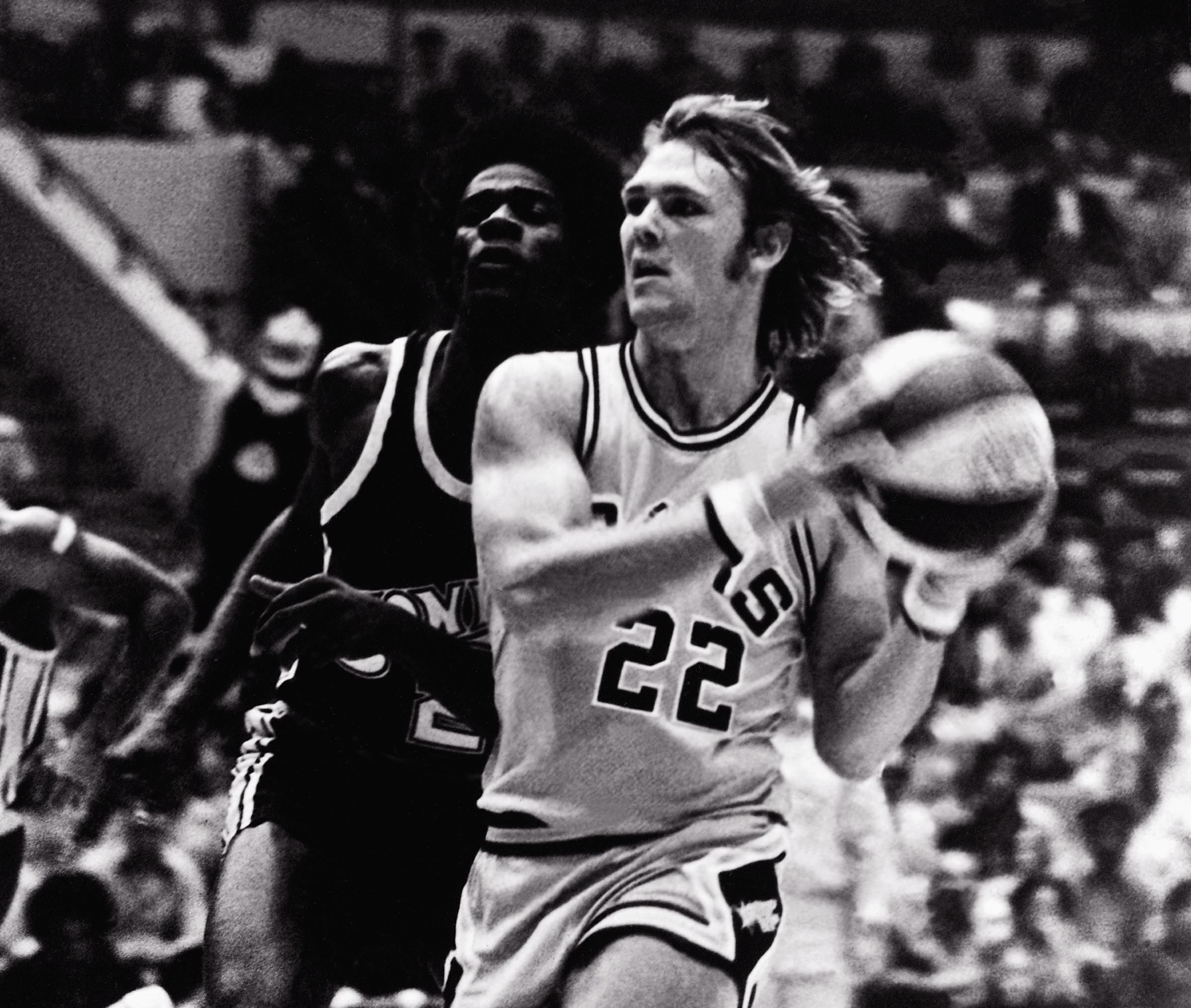 Spurs unveil ABA-inspired “Classic Edition” uniforms and retro court for the 1976 anniversary