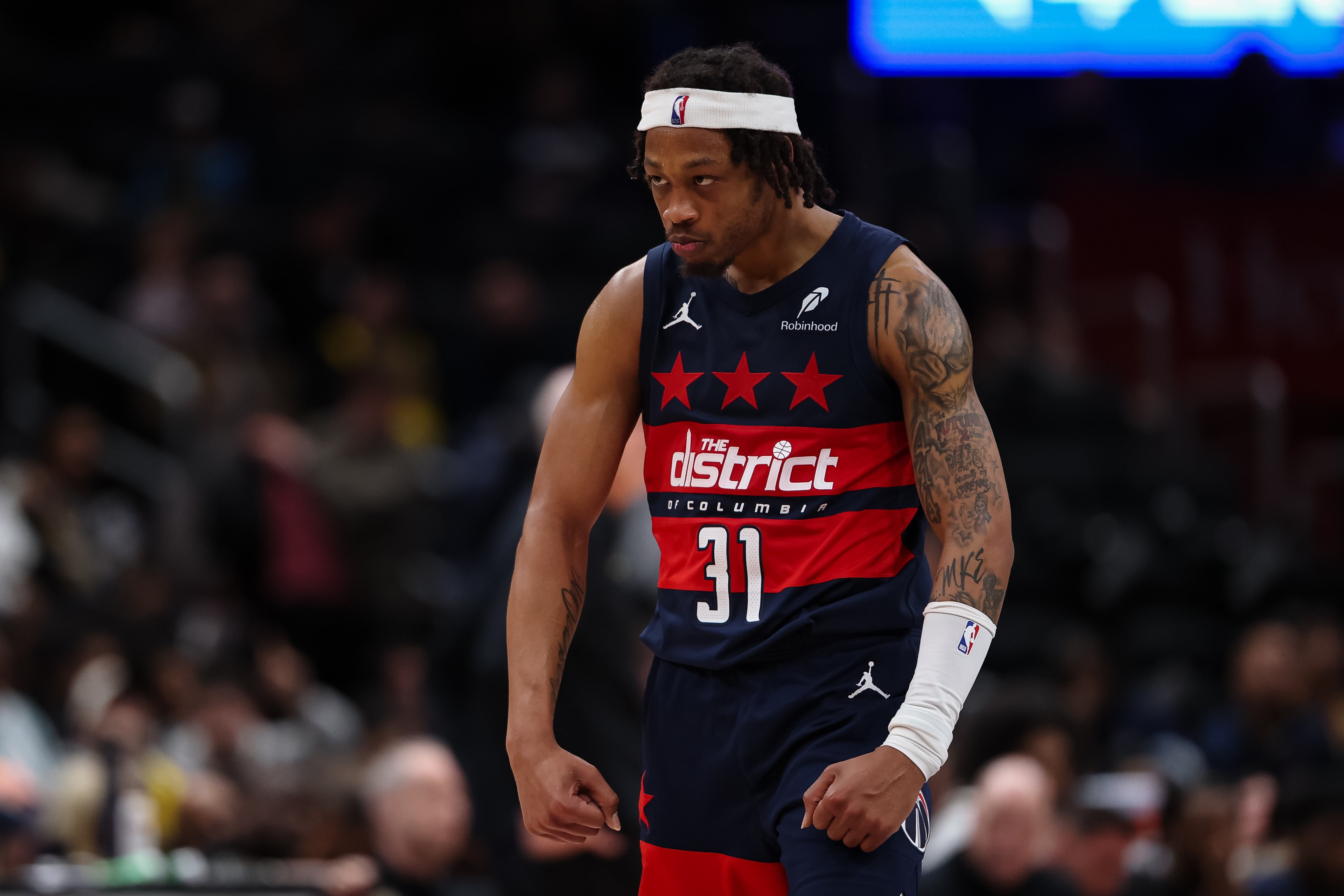 Wizards sign Alondes Williams to an Exhibit-10 deal to keep him in camp