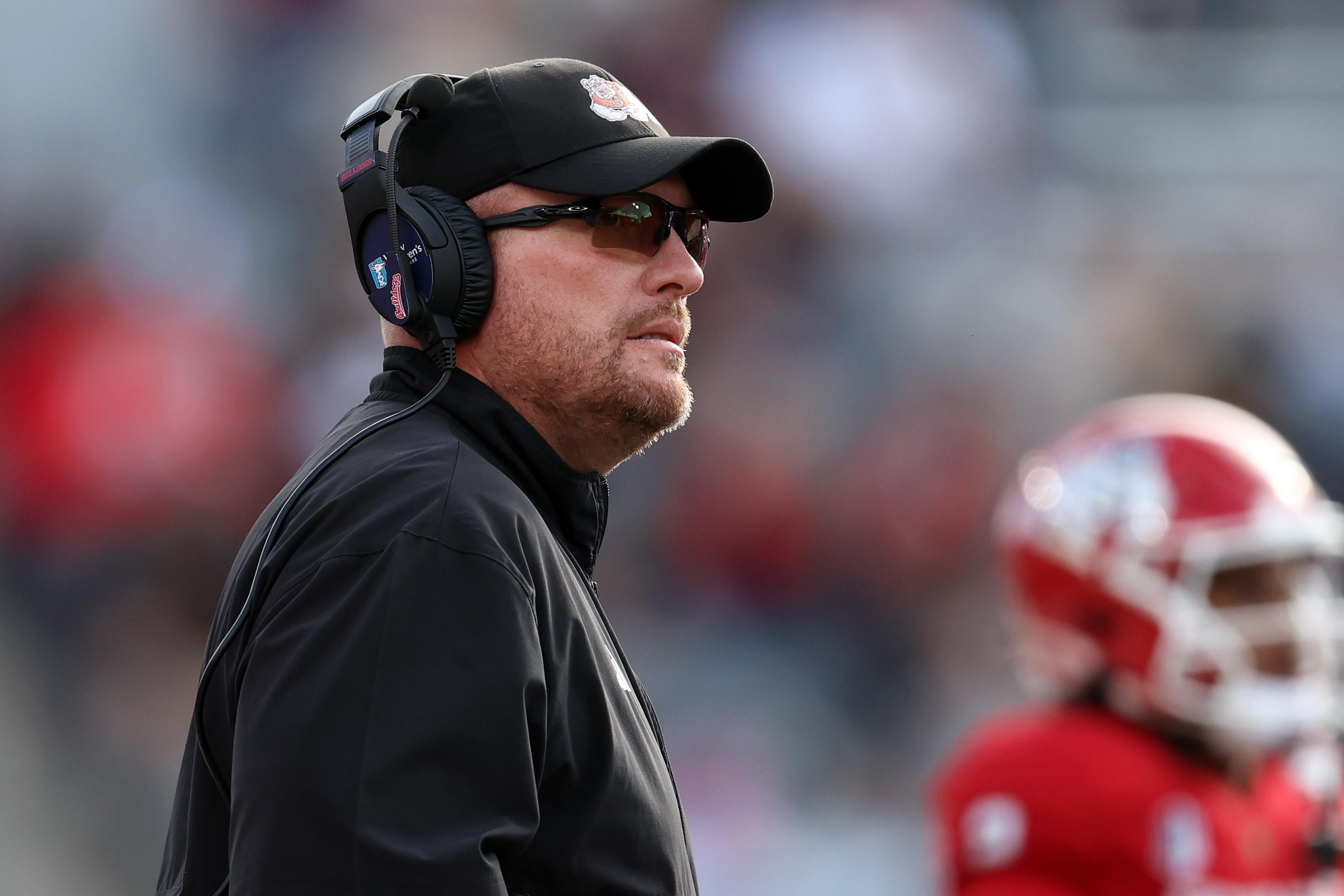 PAC-12 preseason defensive preview sets up an early test of who can stop the run, pressure the pocket and limit big plays