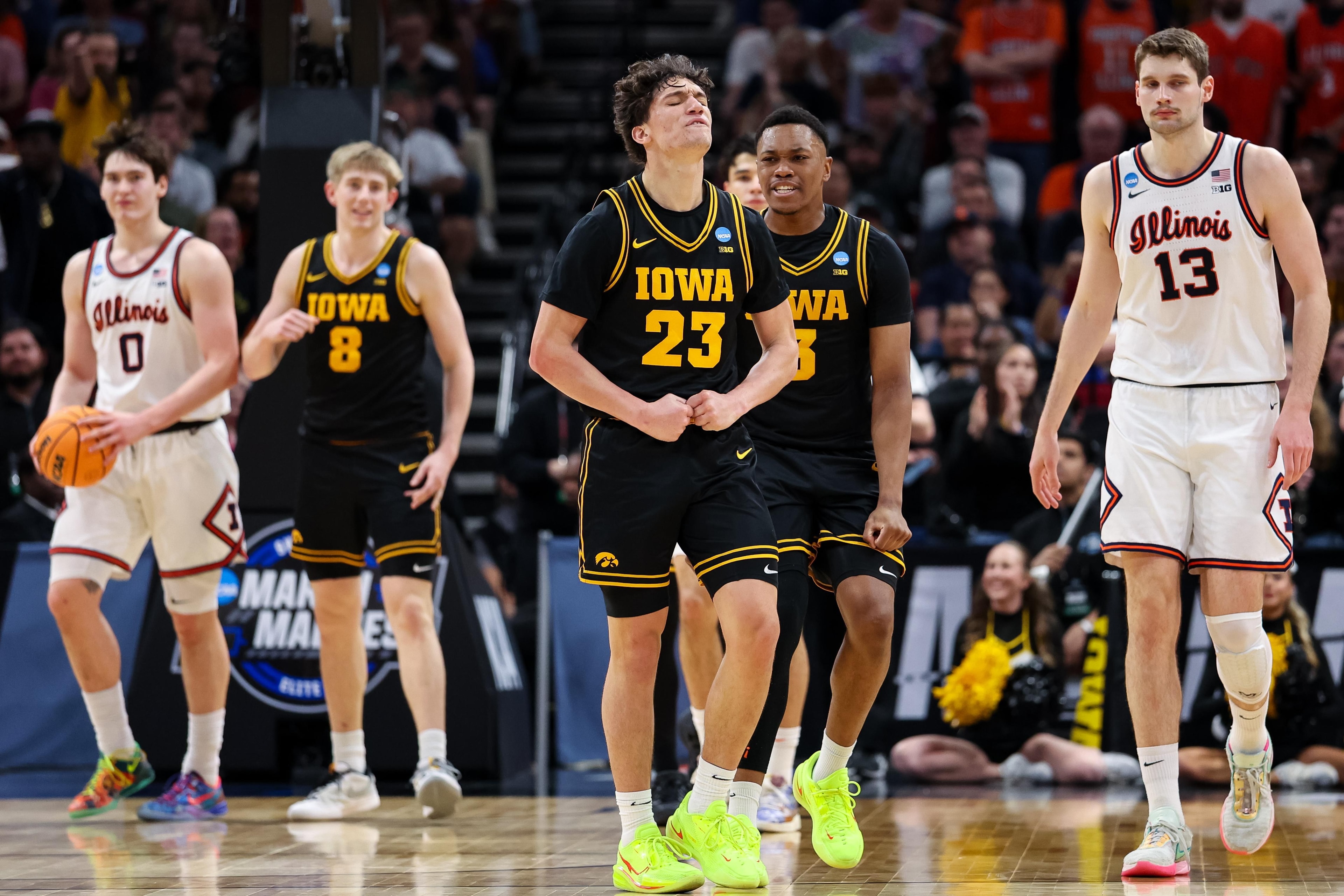 Isaiah Howard returns to the Iowa hoops conversation as the Hawkeyes open toward Nov. 3