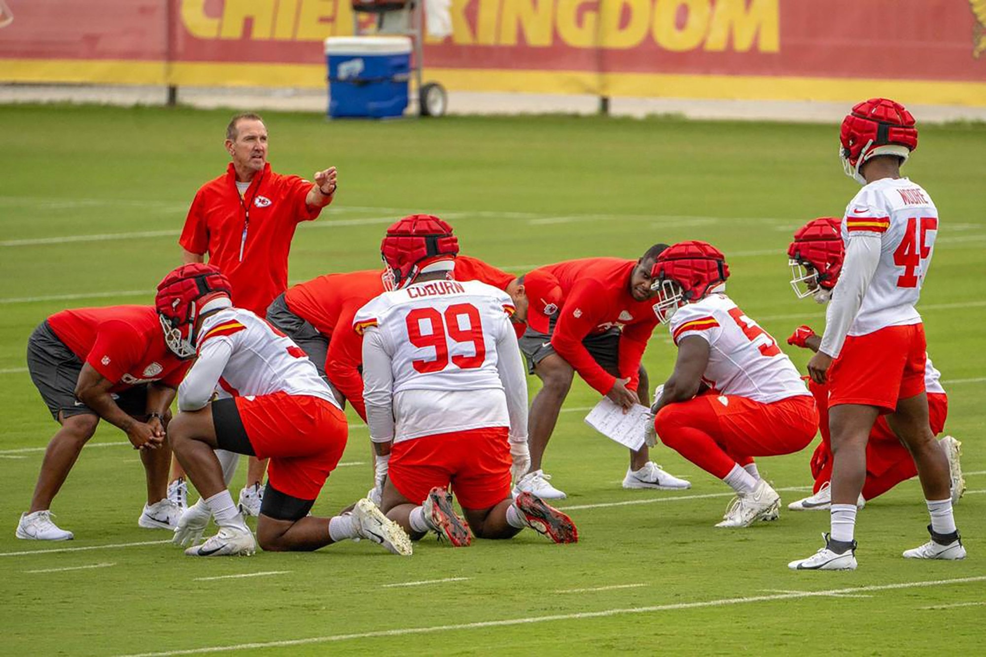 Chiefs defensive unit taking time to sync up, staff says during early August work